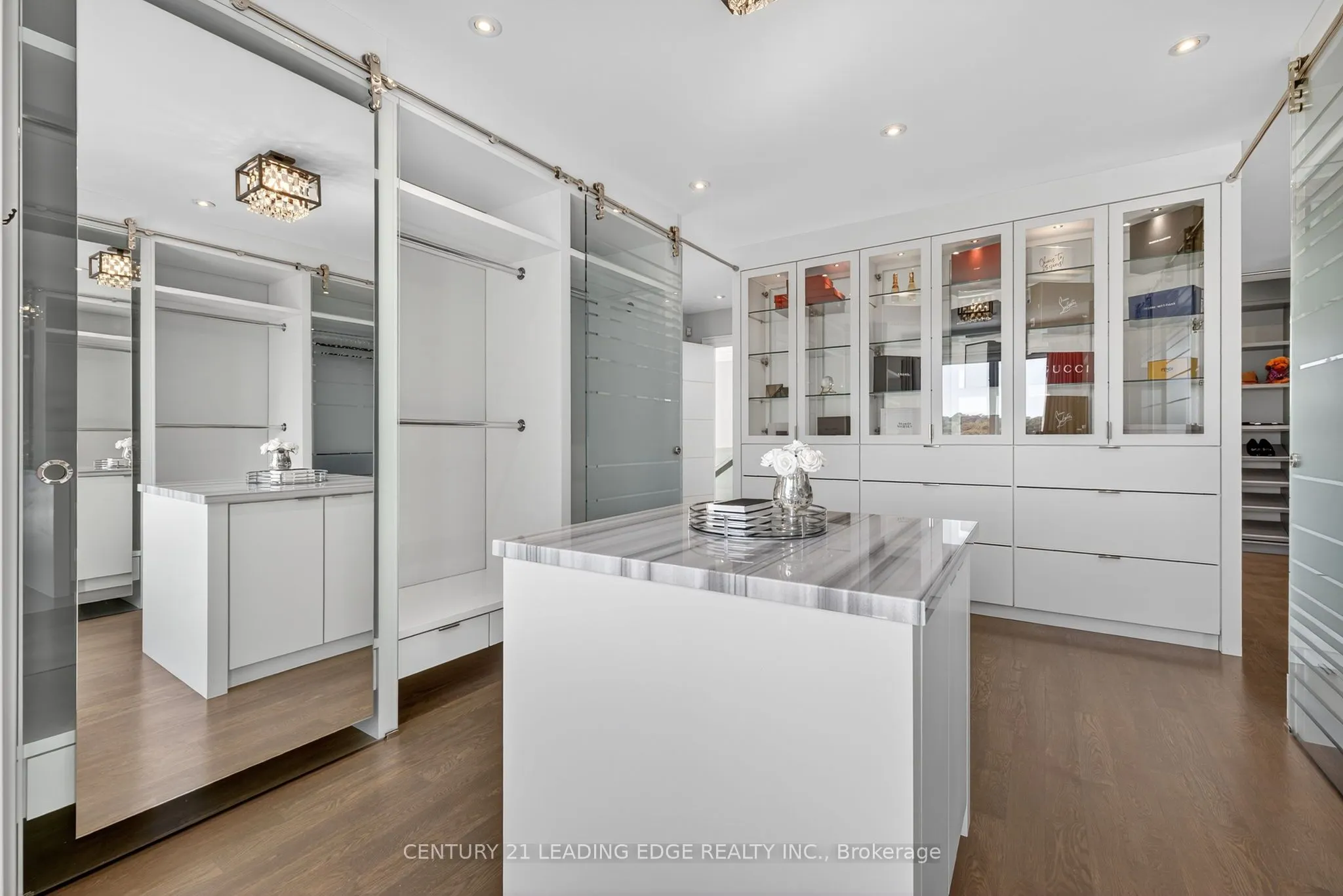 185 Edenbridge Drive