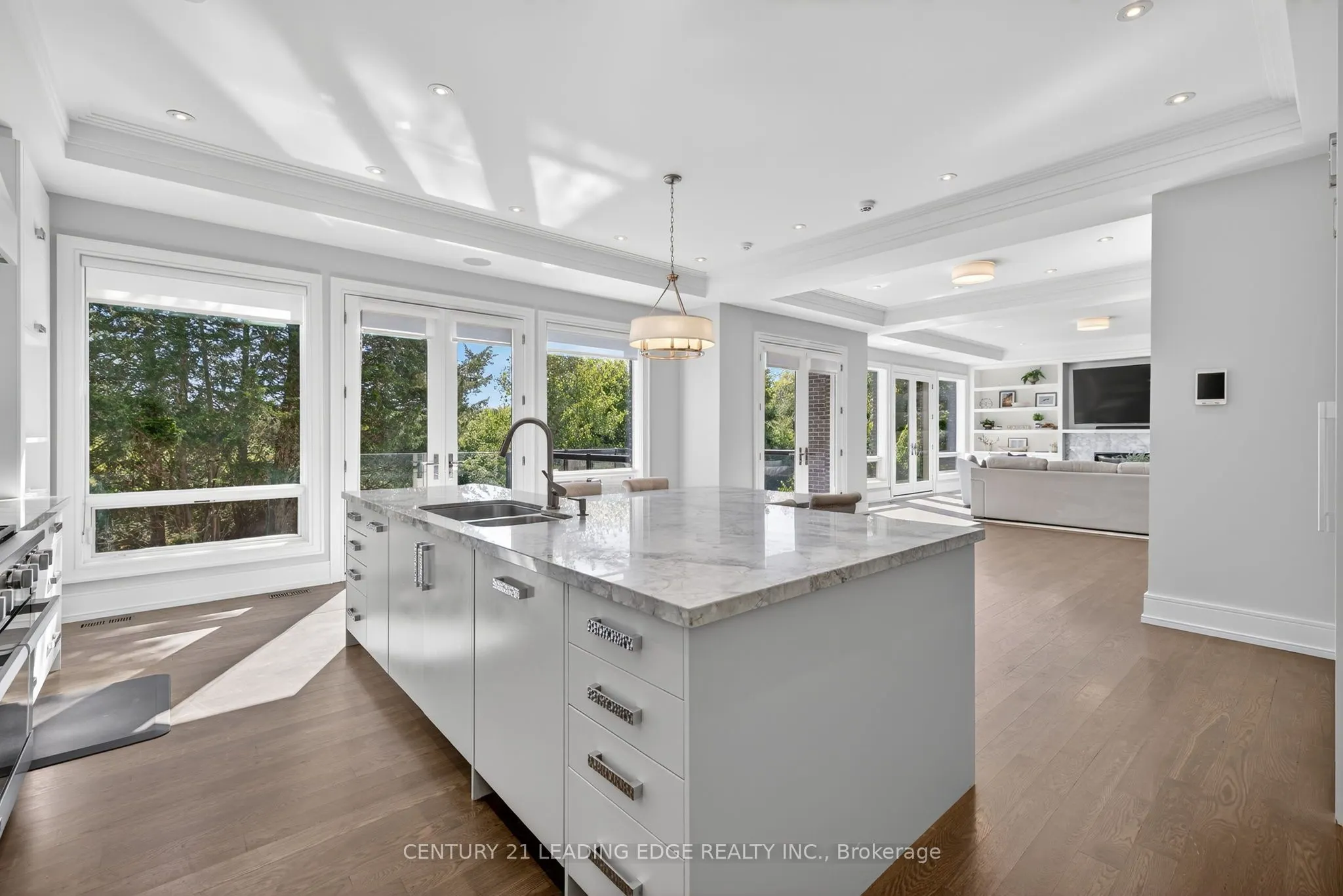 185 Edenbridge Drive