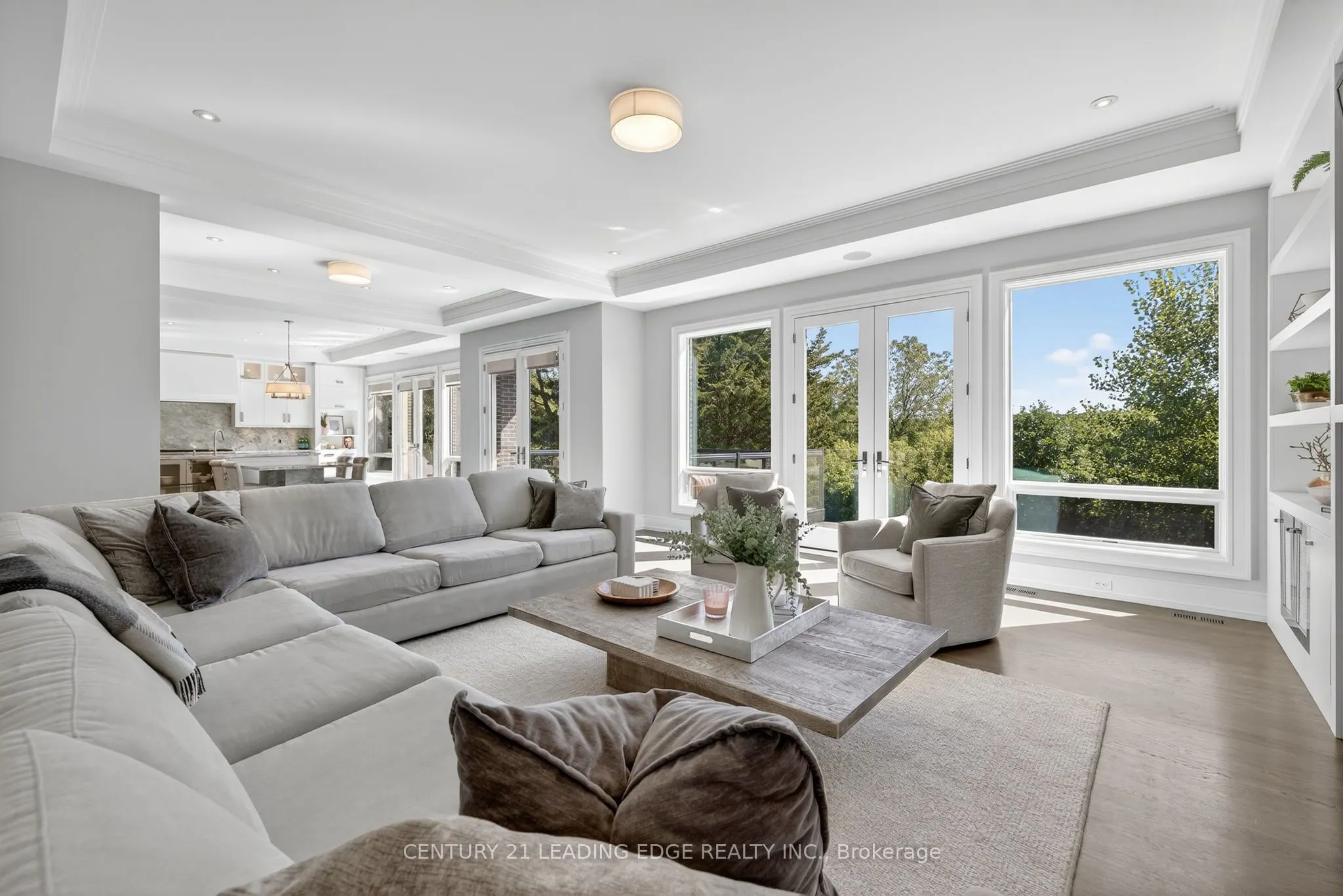 185 Edenbridge Drive