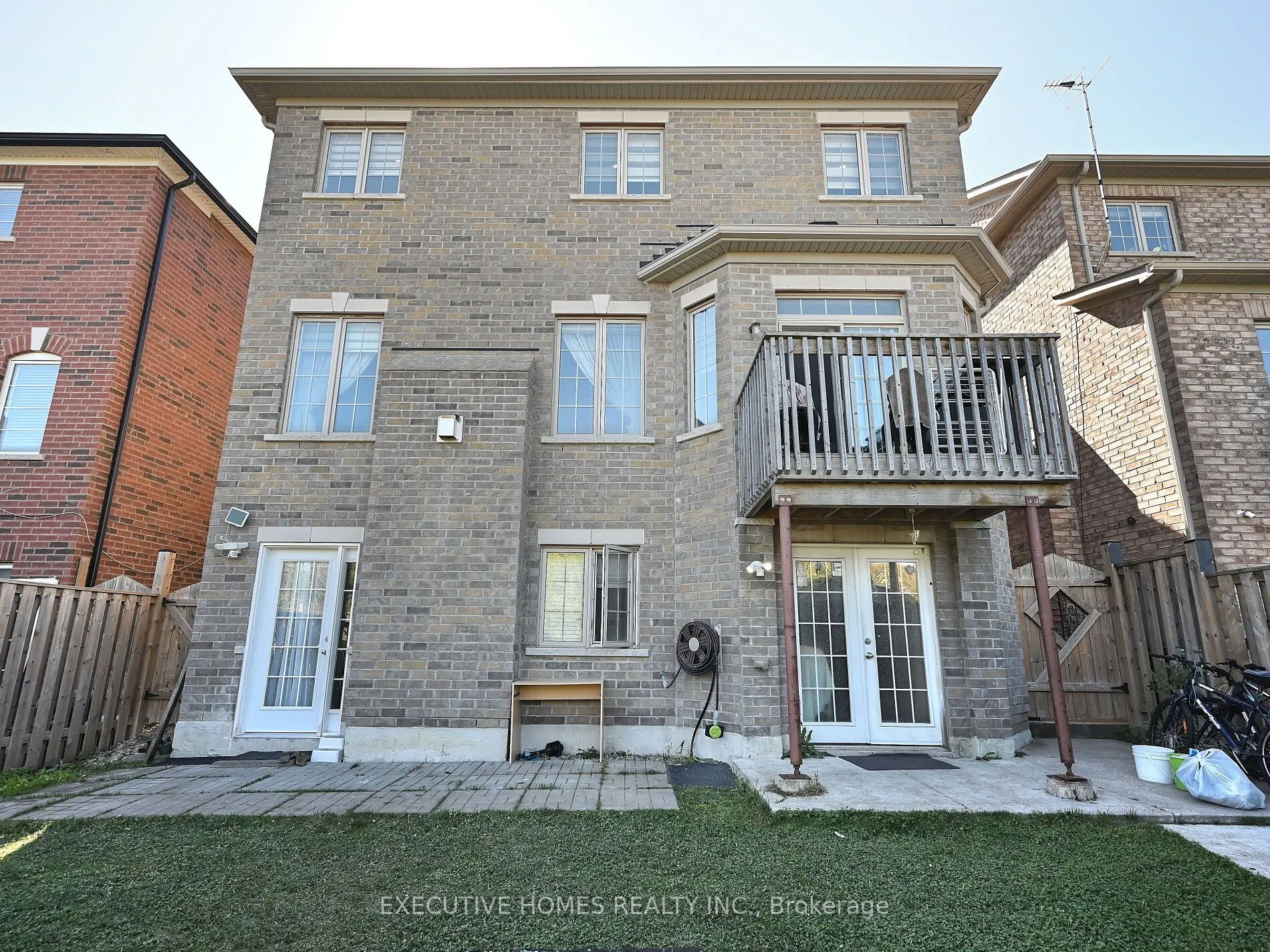 55 Apple Valley Way E