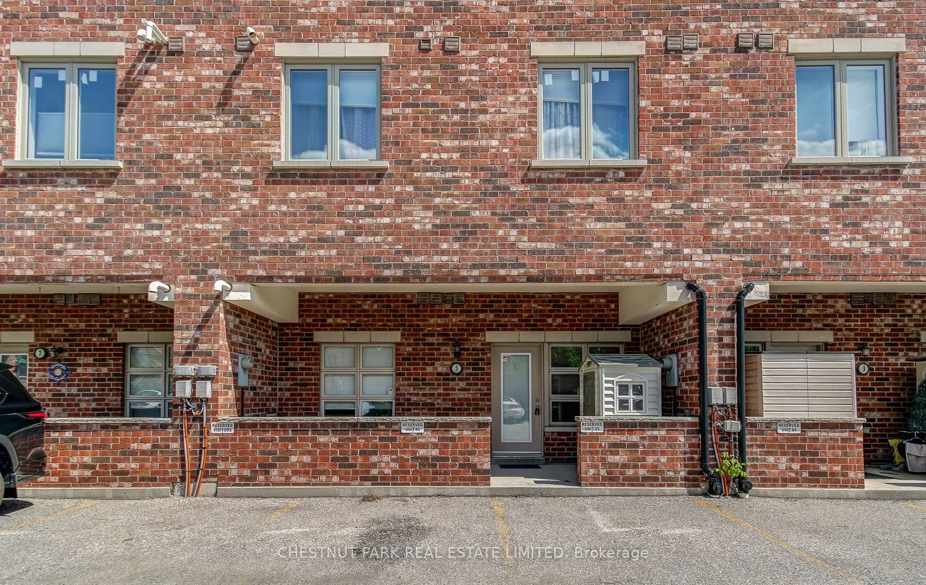 885 Lakeshore Road E, #5