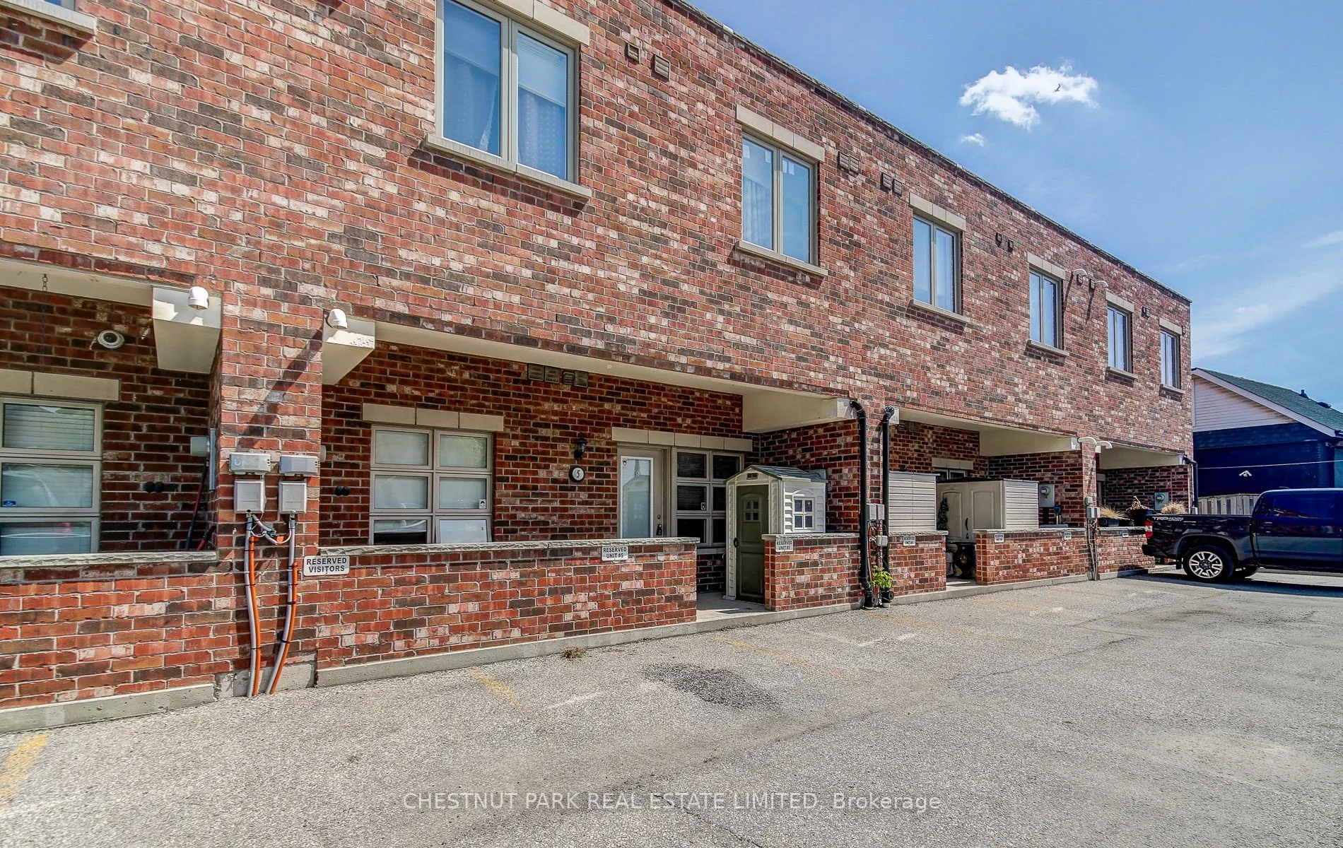 885 Lakeshore Road E, #5