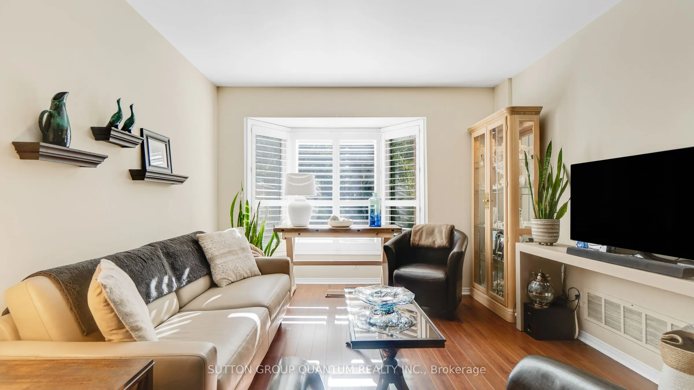 2230 Walkers Line, #16