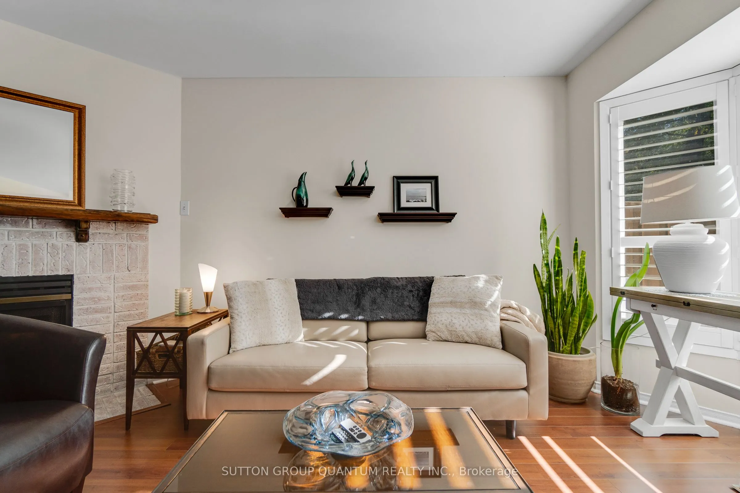 2230 Walkers Line, #16