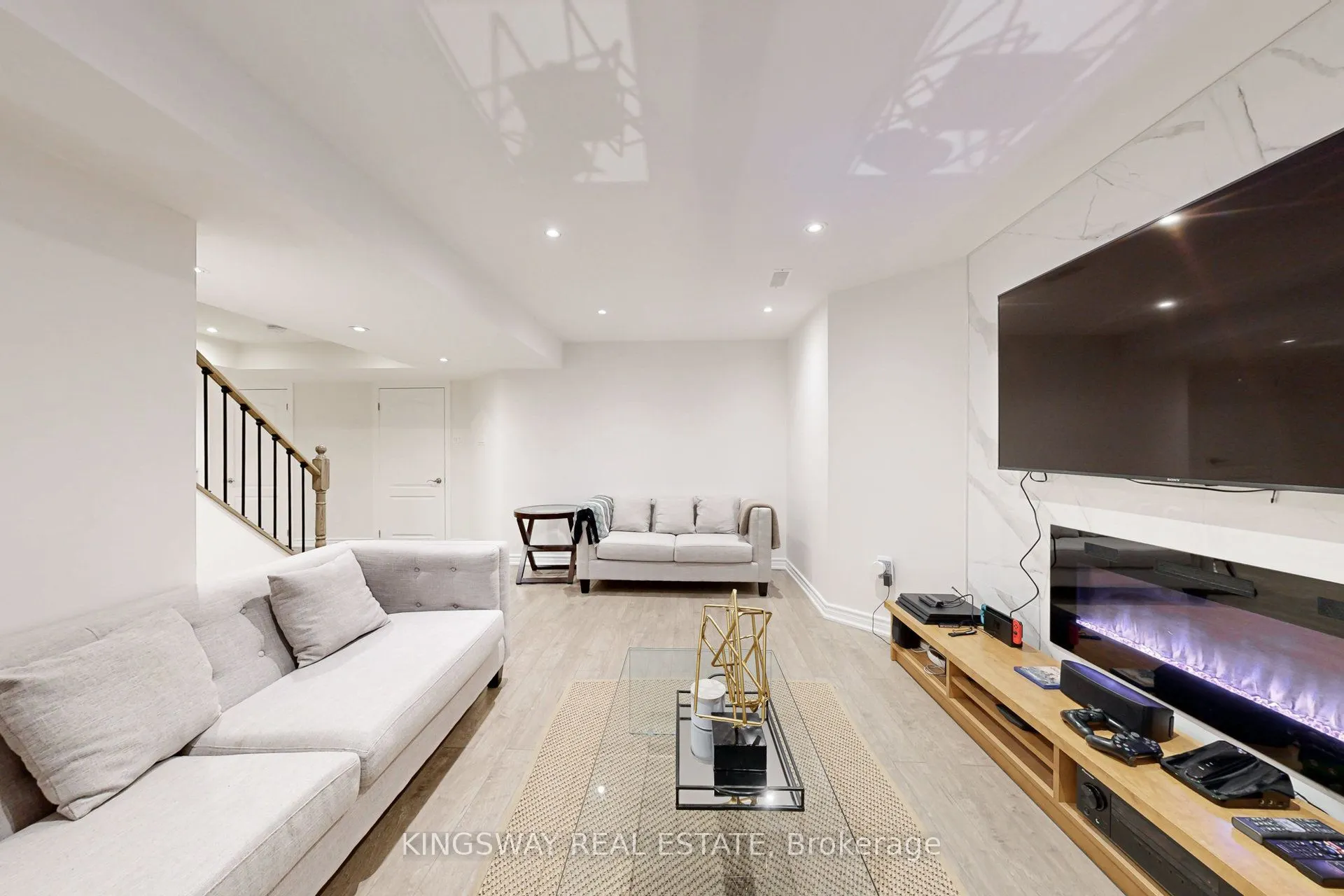142 Valleyway Drive