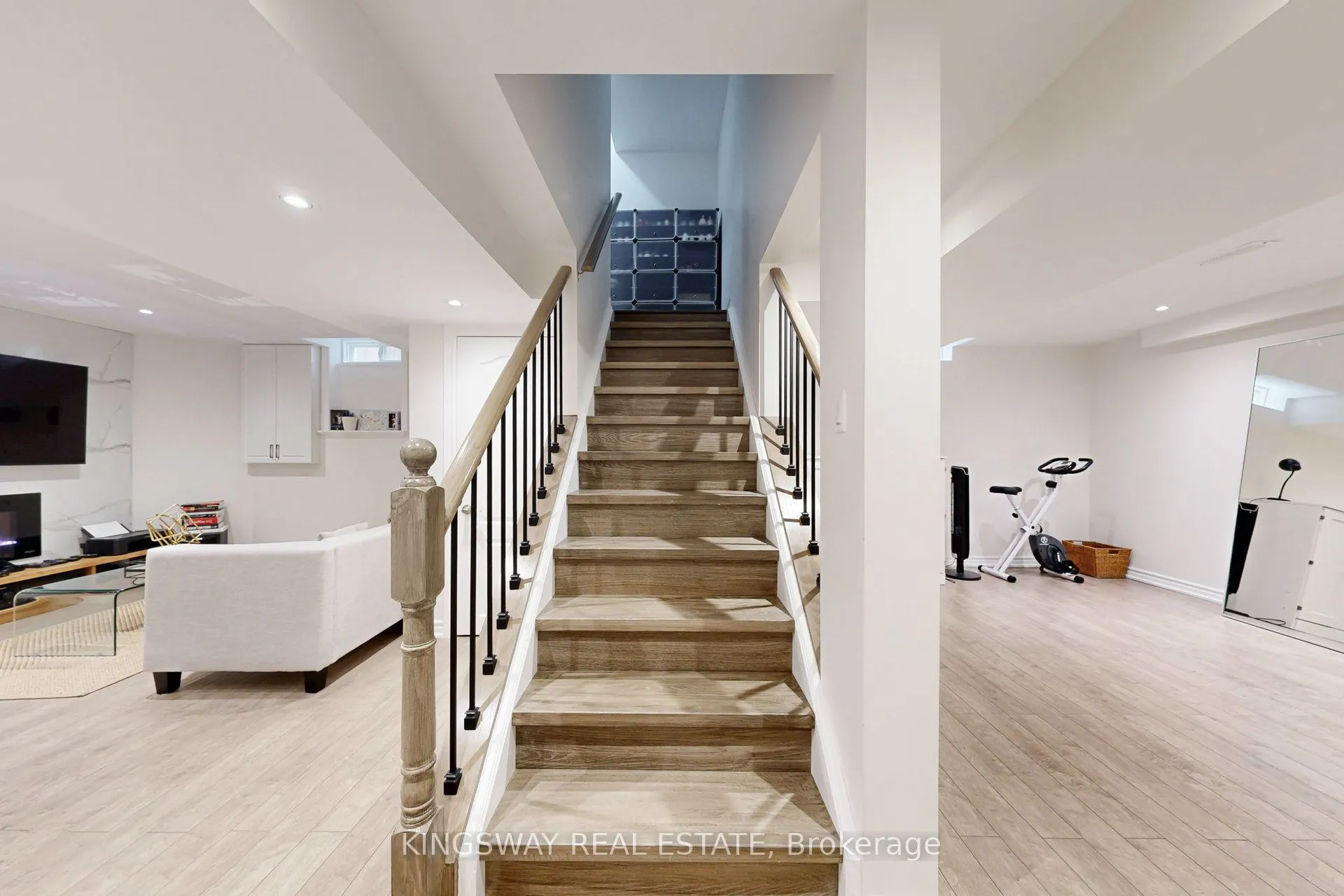142 Valleyway Drive