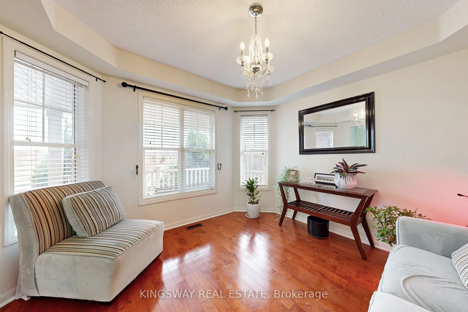 142 Valleyway Drive
