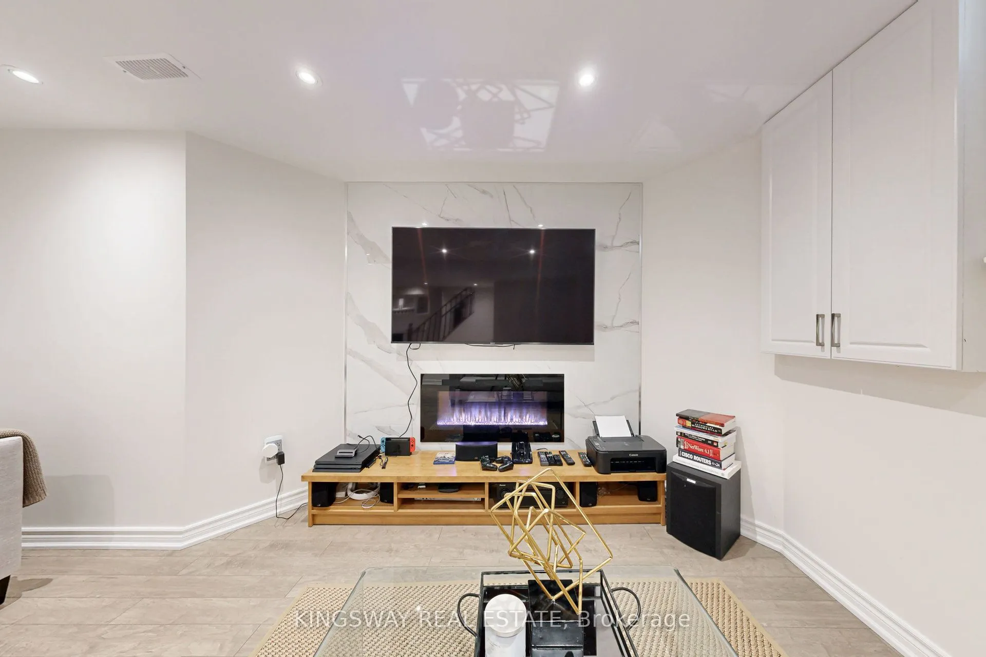 142 Valleyway Drive