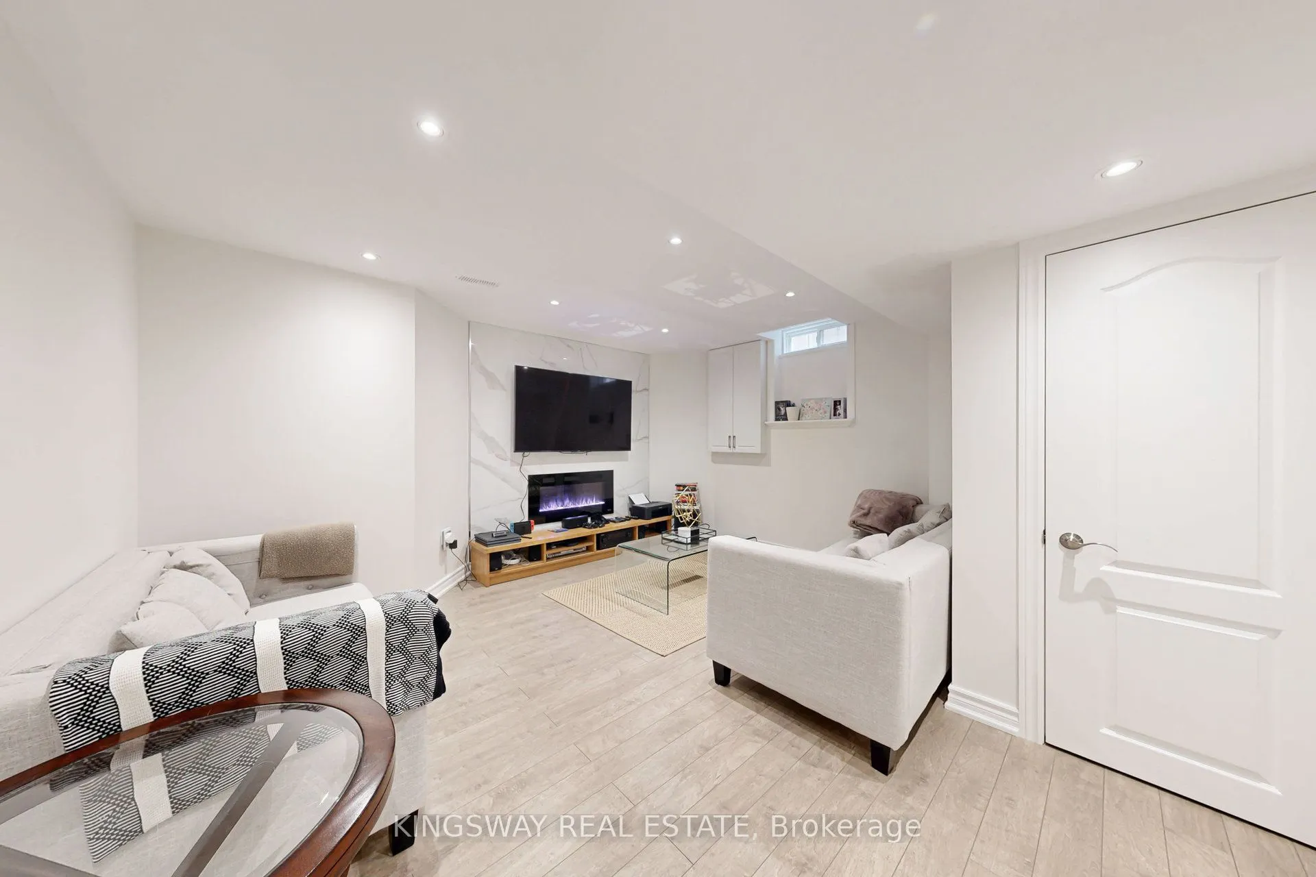 142 Valleyway Drive
