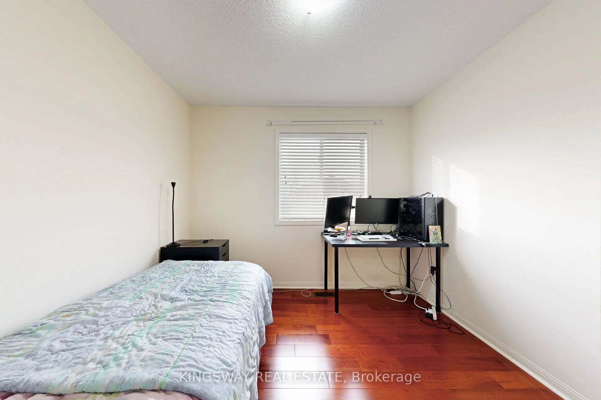 142 Valleyway Drive