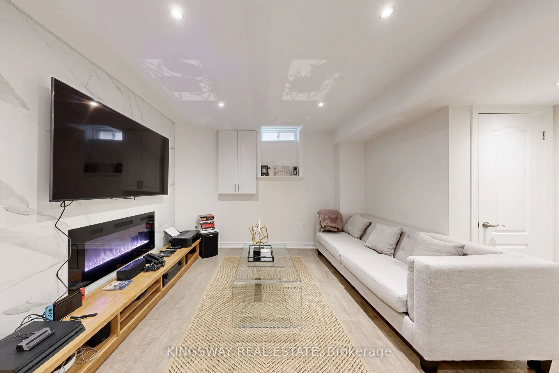 142 Valleyway Drive