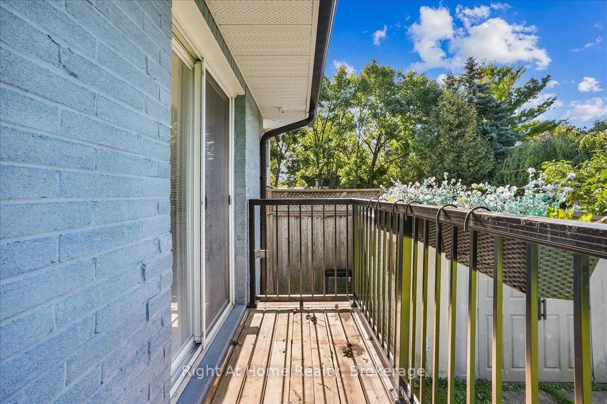 257 Wales Crescent