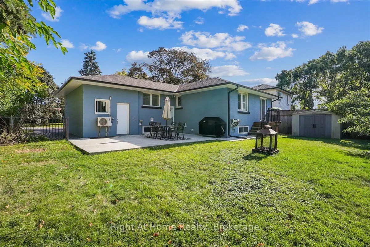 257 Wales Crescent