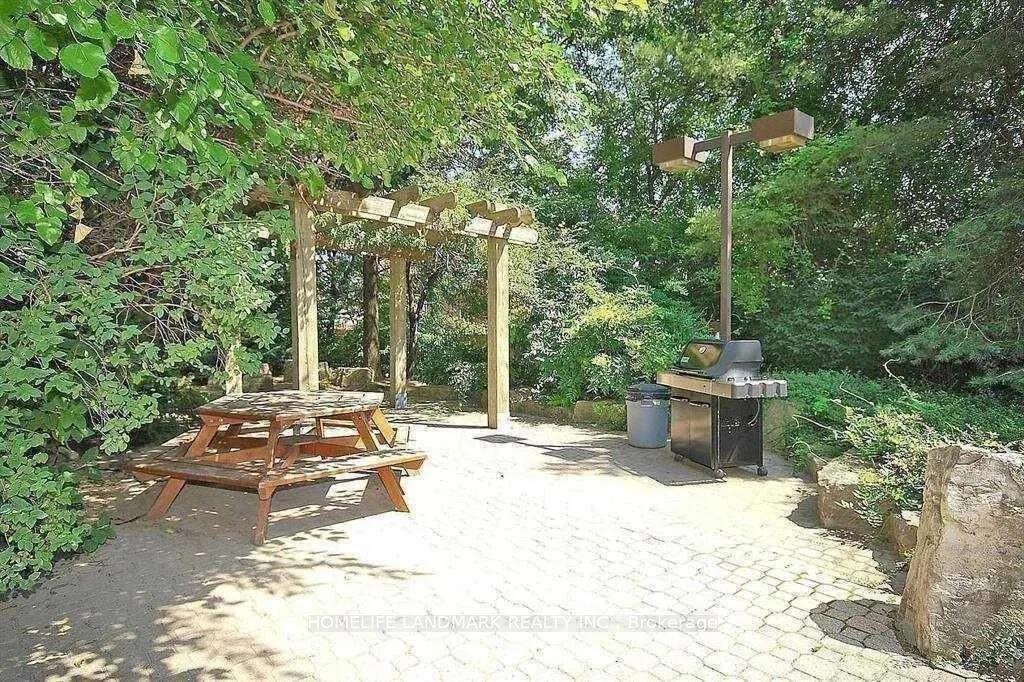 250 Webb Drive, #515