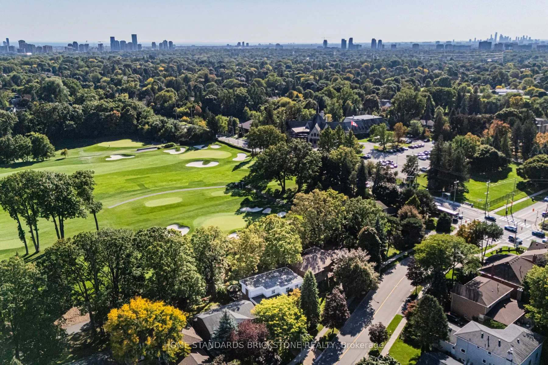 5 POPLAR HEIGHTS Drive