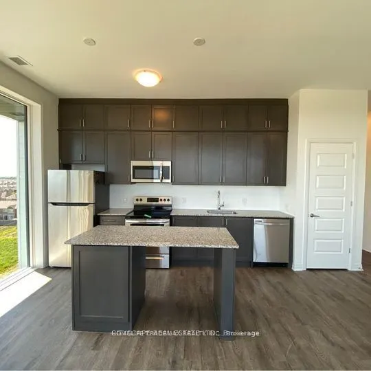 95 Dundas Street W, #602