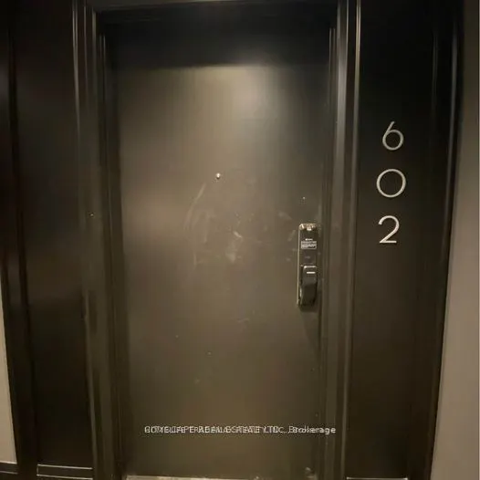 95 Dundas Street W, #602