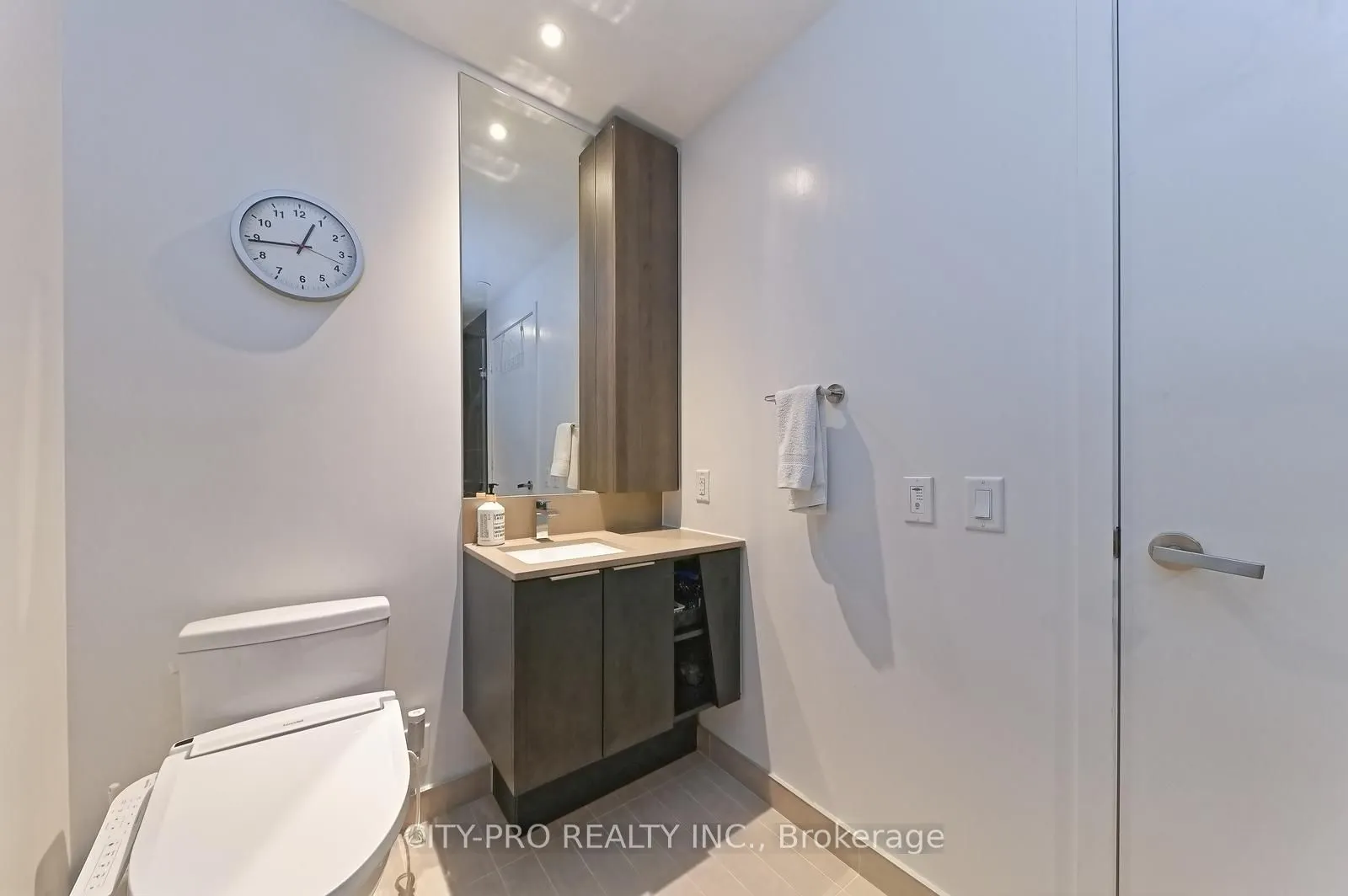 3900 Confederation Parkway, #410