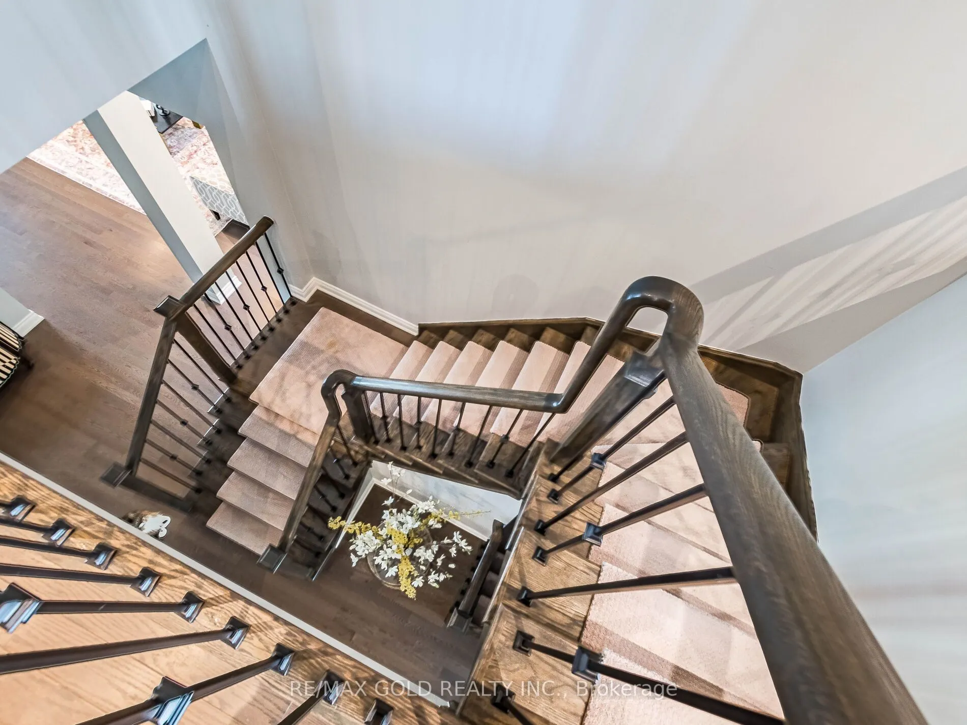 151 Rising Hill Ridge