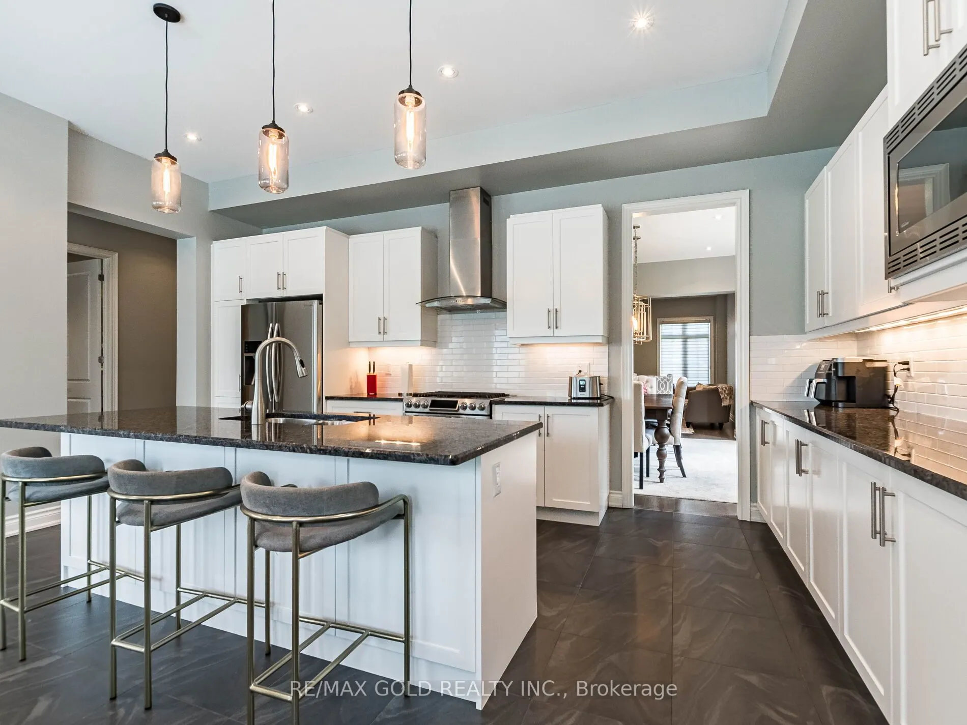 151 Rising Hill Ridge