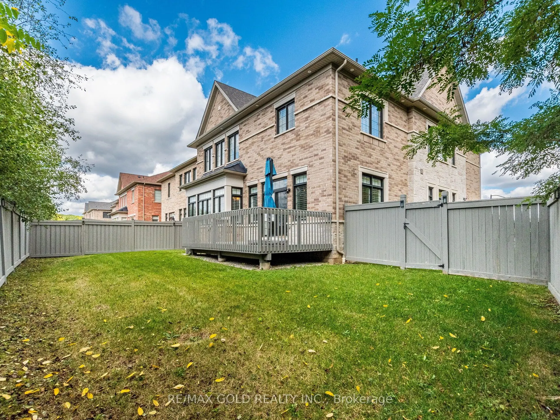 151 Rising Hill Ridge