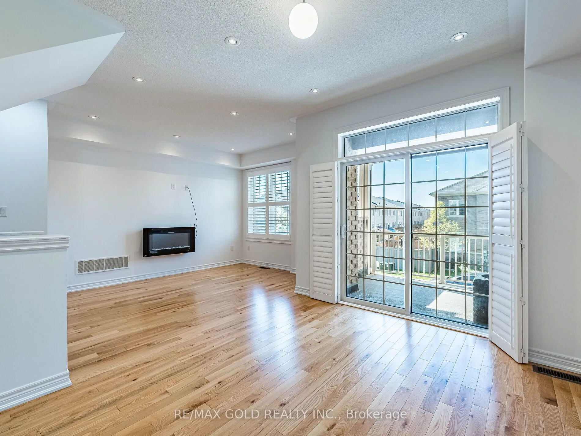 35 Labrish Road