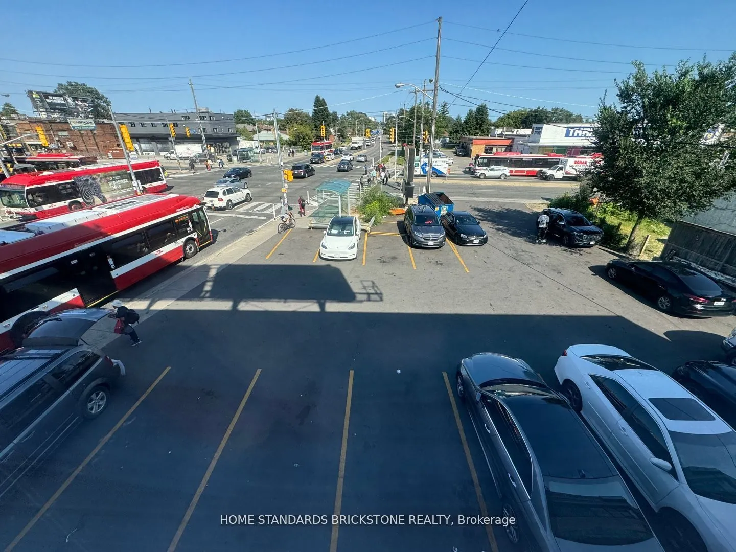 1680 Jane Street, #202