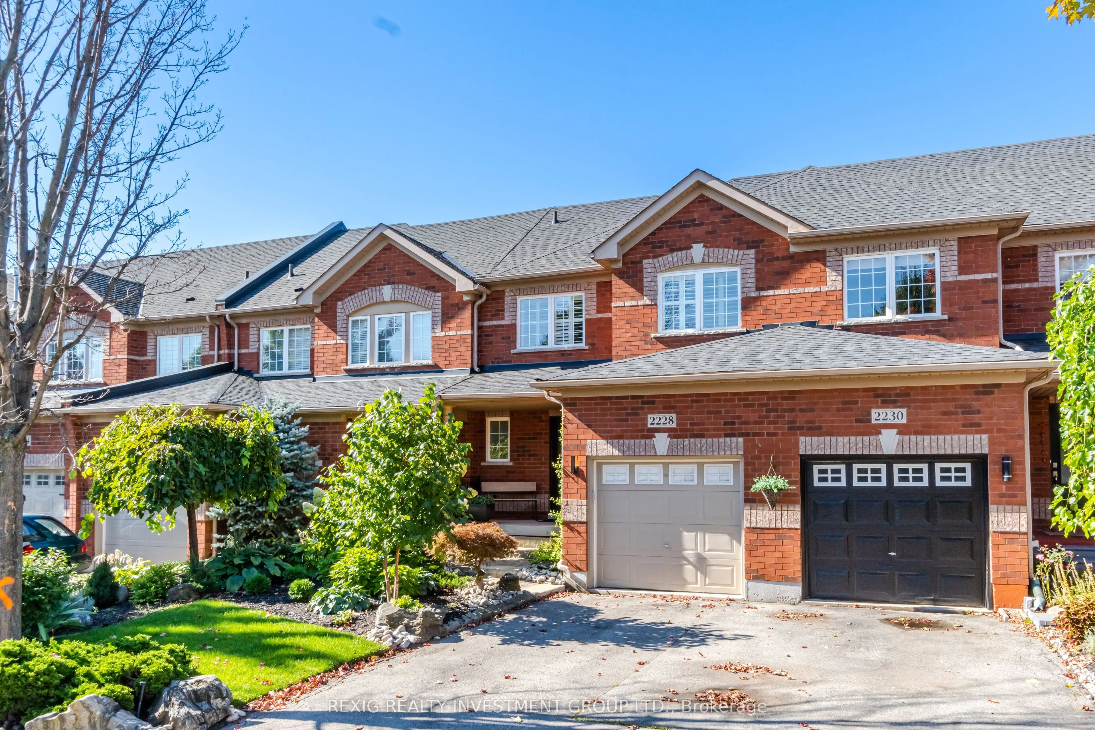 2228 HUMMINGBIRD Way
