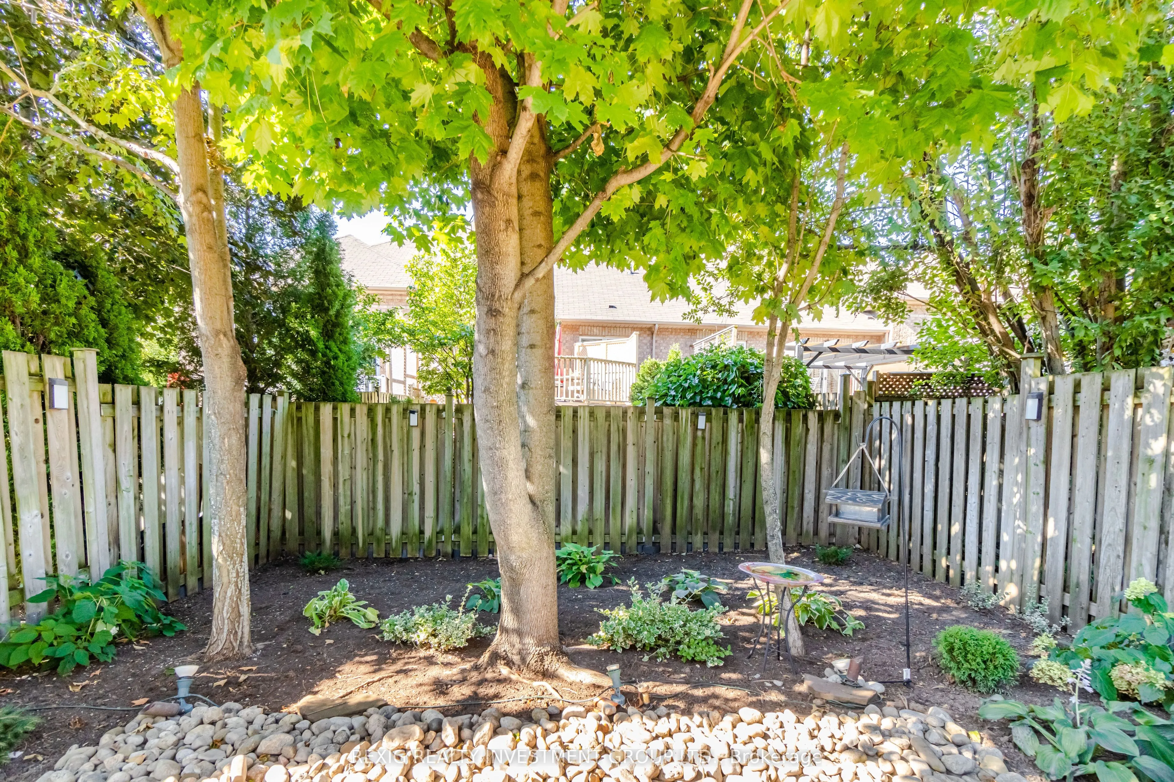 2228 HUMMINGBIRD Way