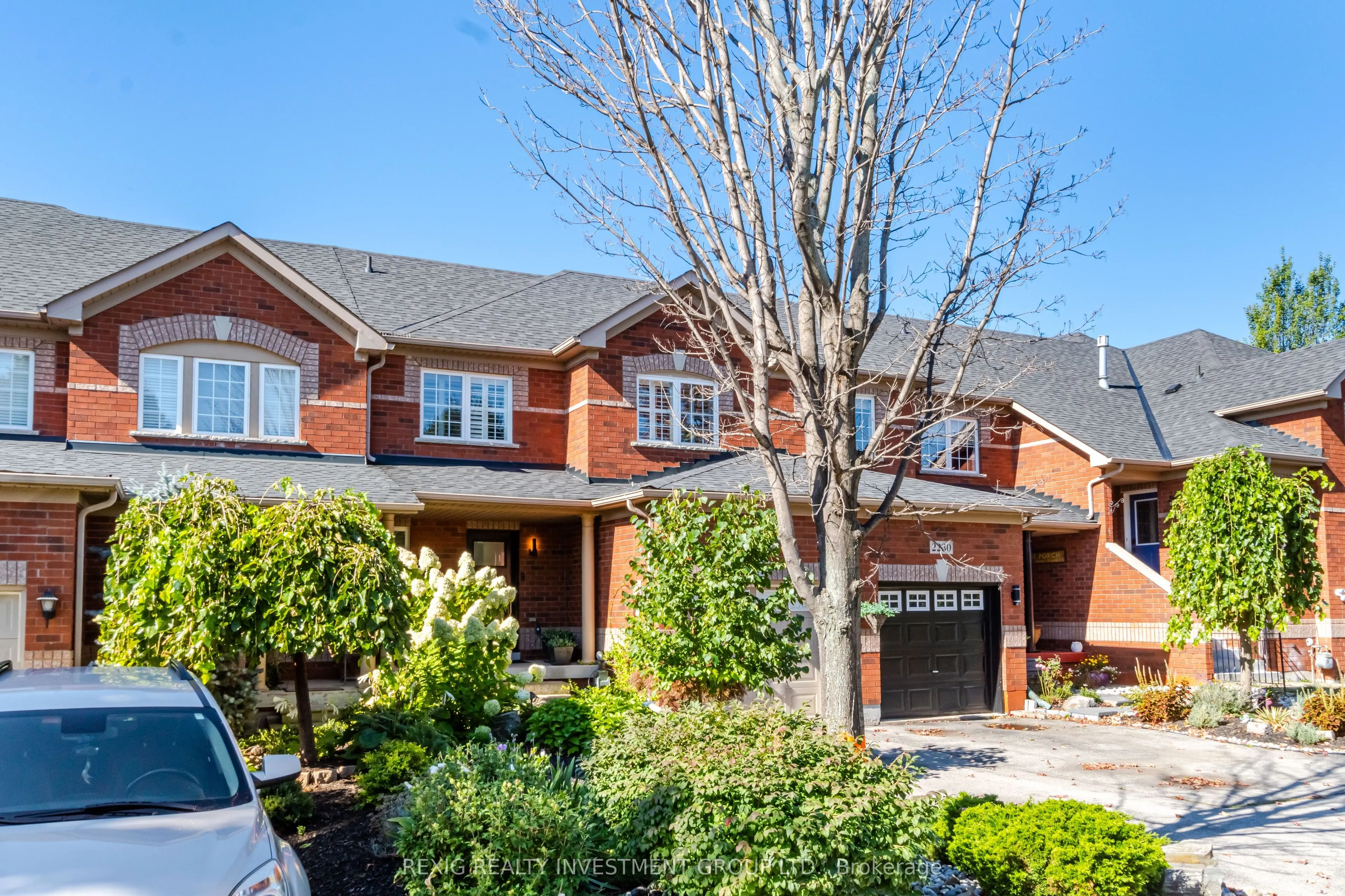 2228 HUMMINGBIRD Way