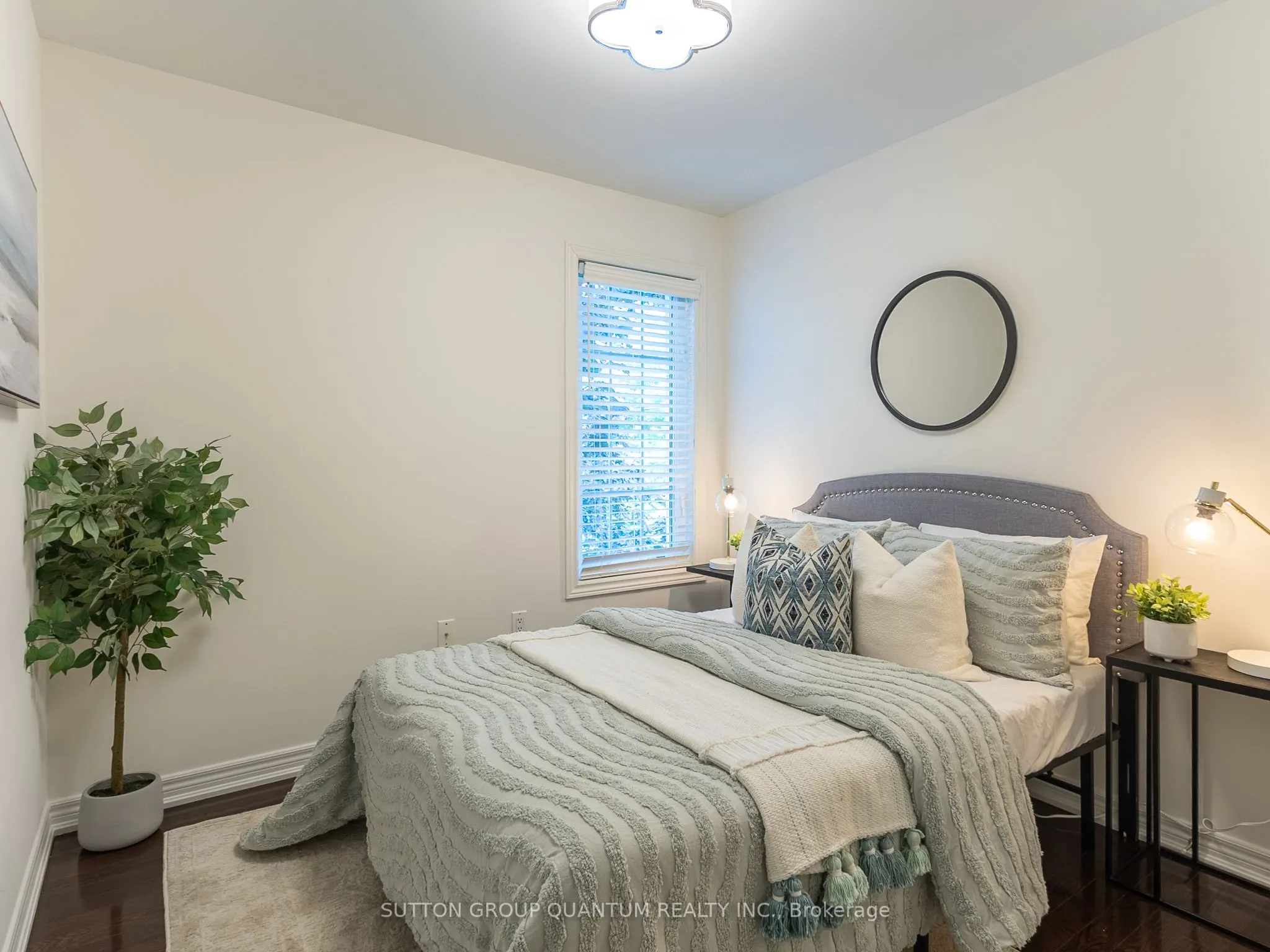 50 Rosewood Avenue, #23