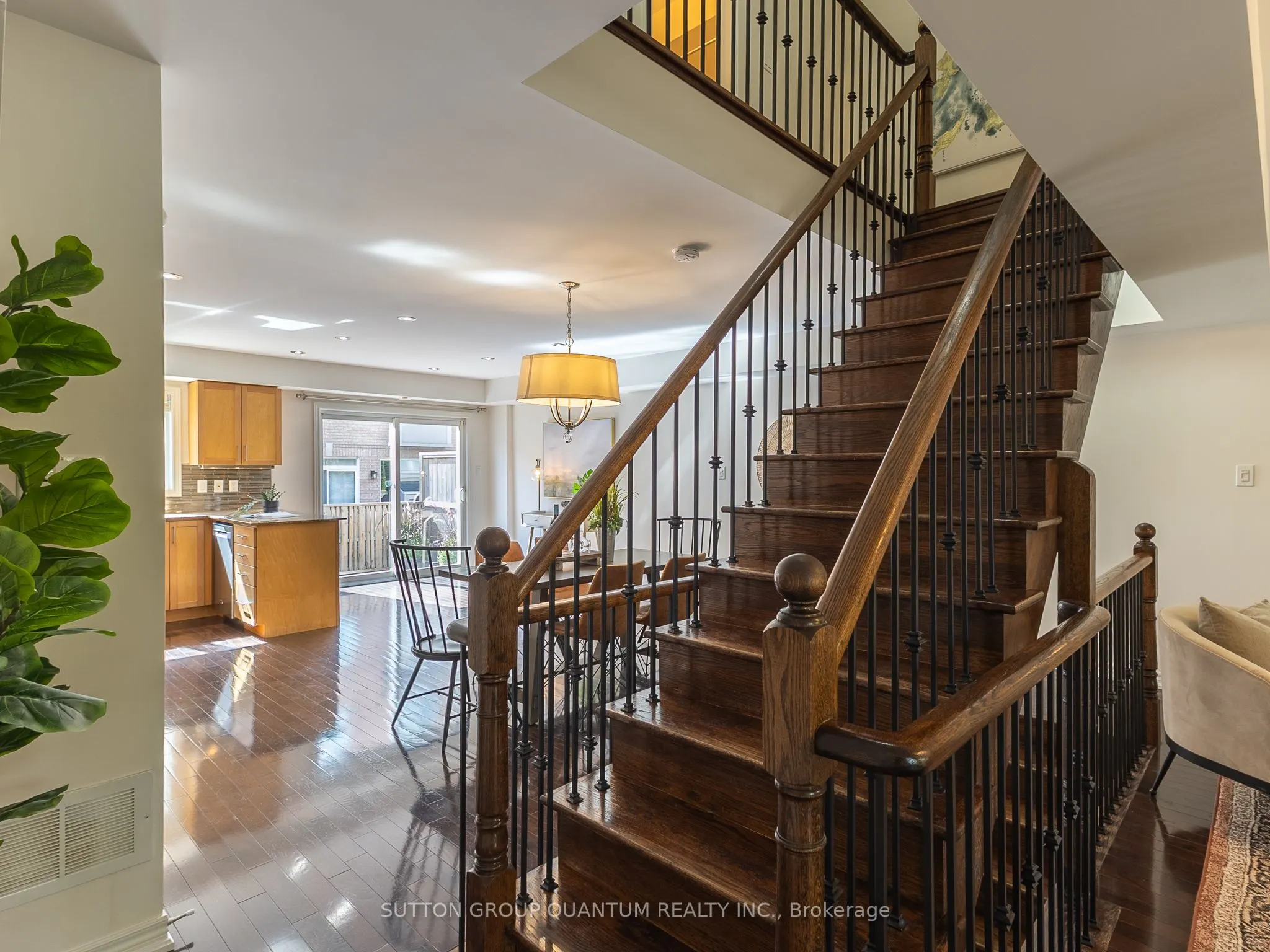 50 Rosewood Avenue, #23