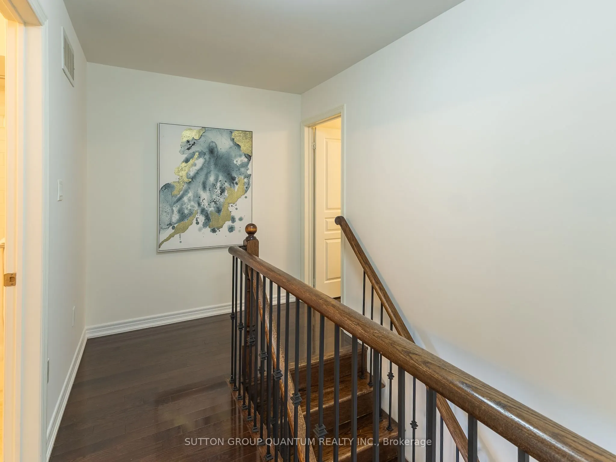 50 Rosewood Avenue, #23