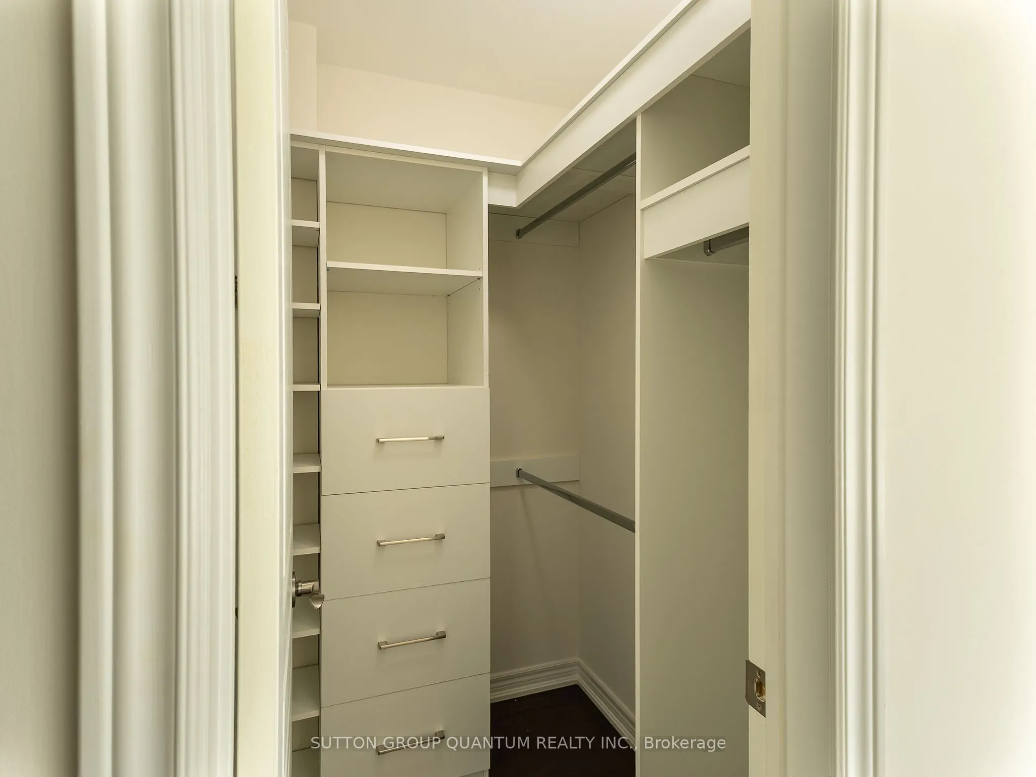 50 Rosewood Avenue, #23
