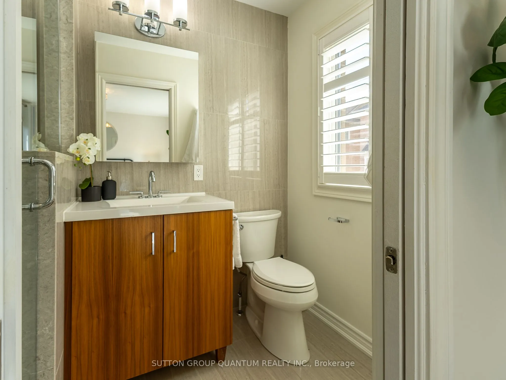 50 Rosewood Avenue, #23