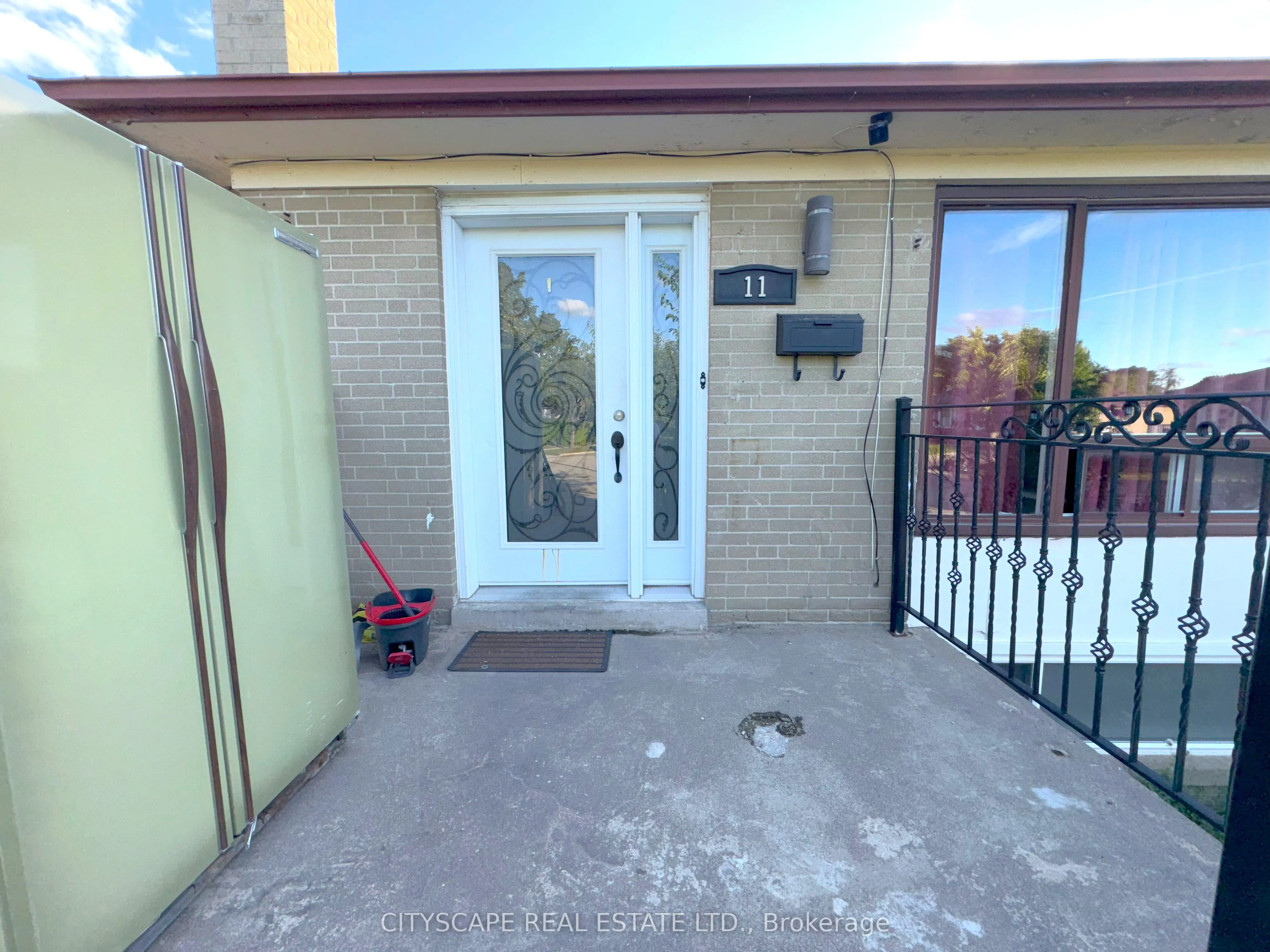 11 Melpham Court