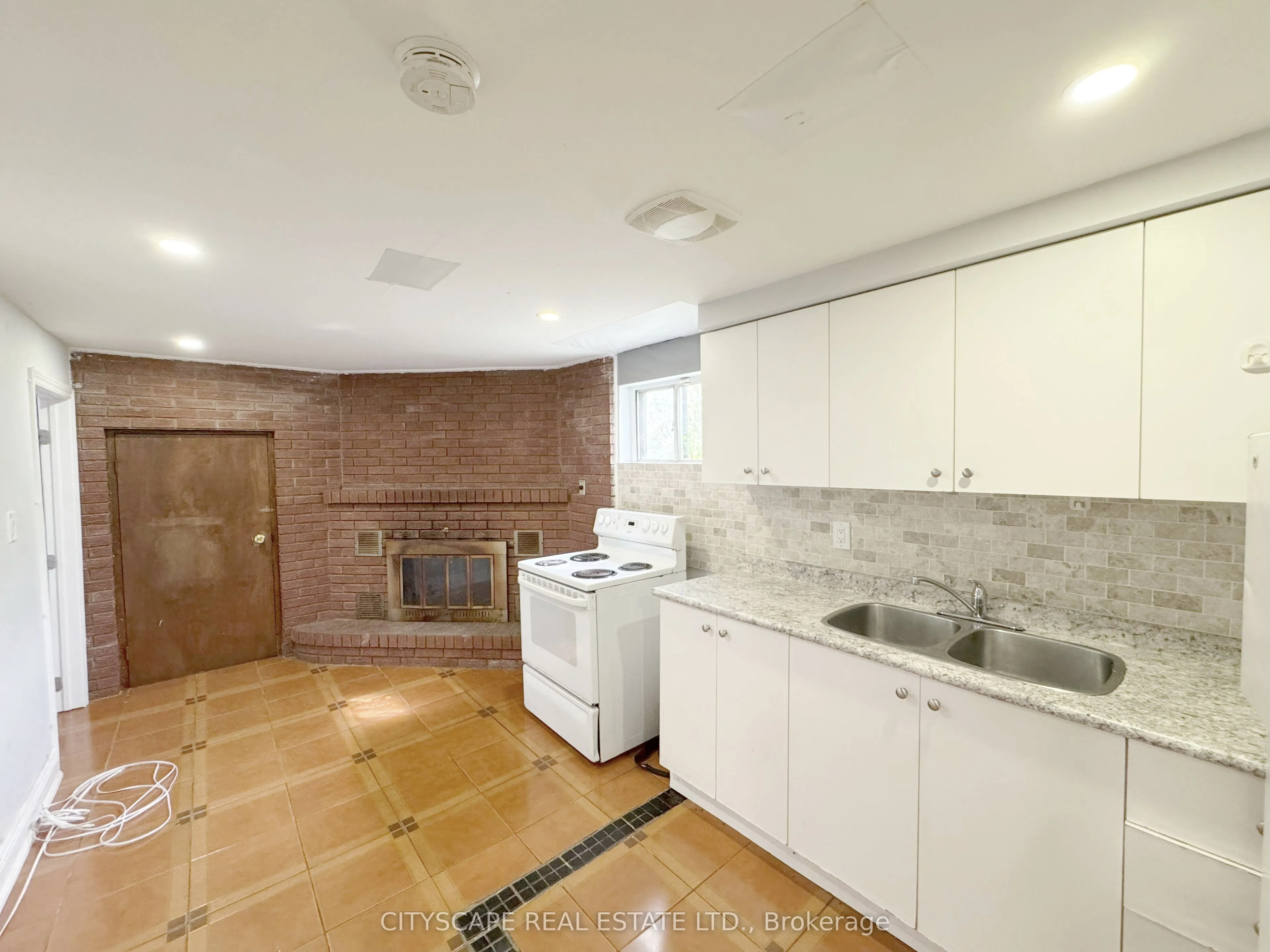 11 Melpham Court