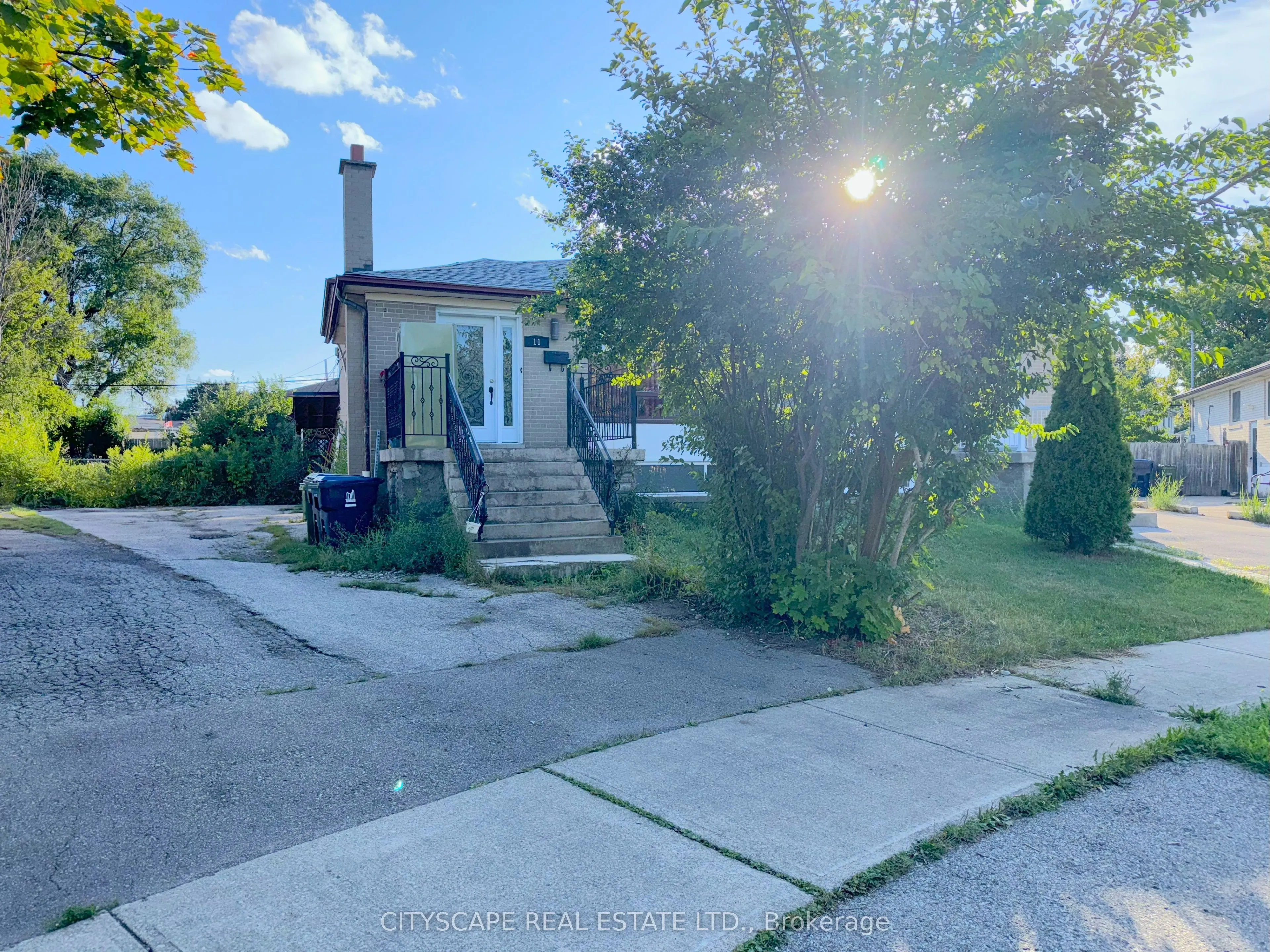 11 Melpham Court