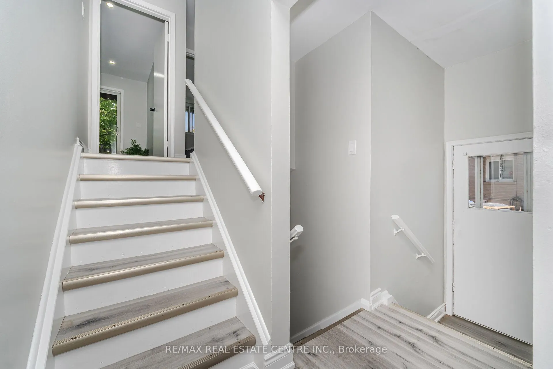 34 windermere Court