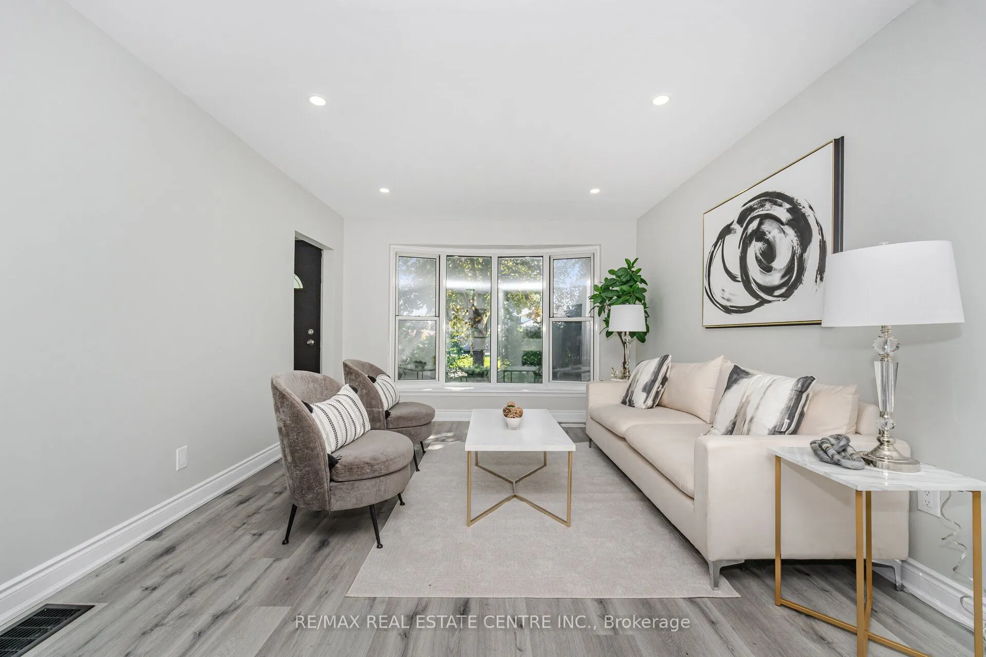34 windermere Court