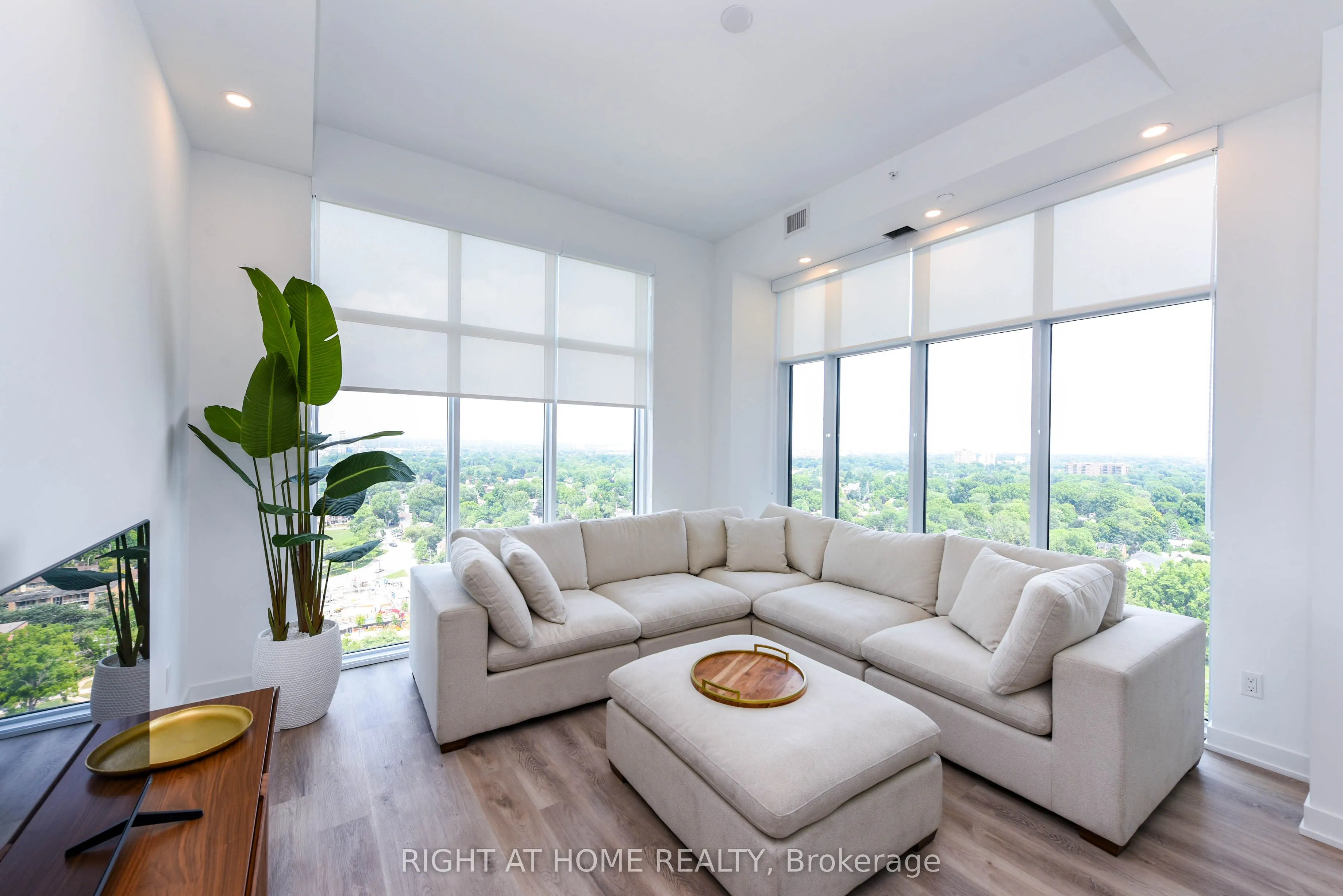 370 MARTHA Street, #2008