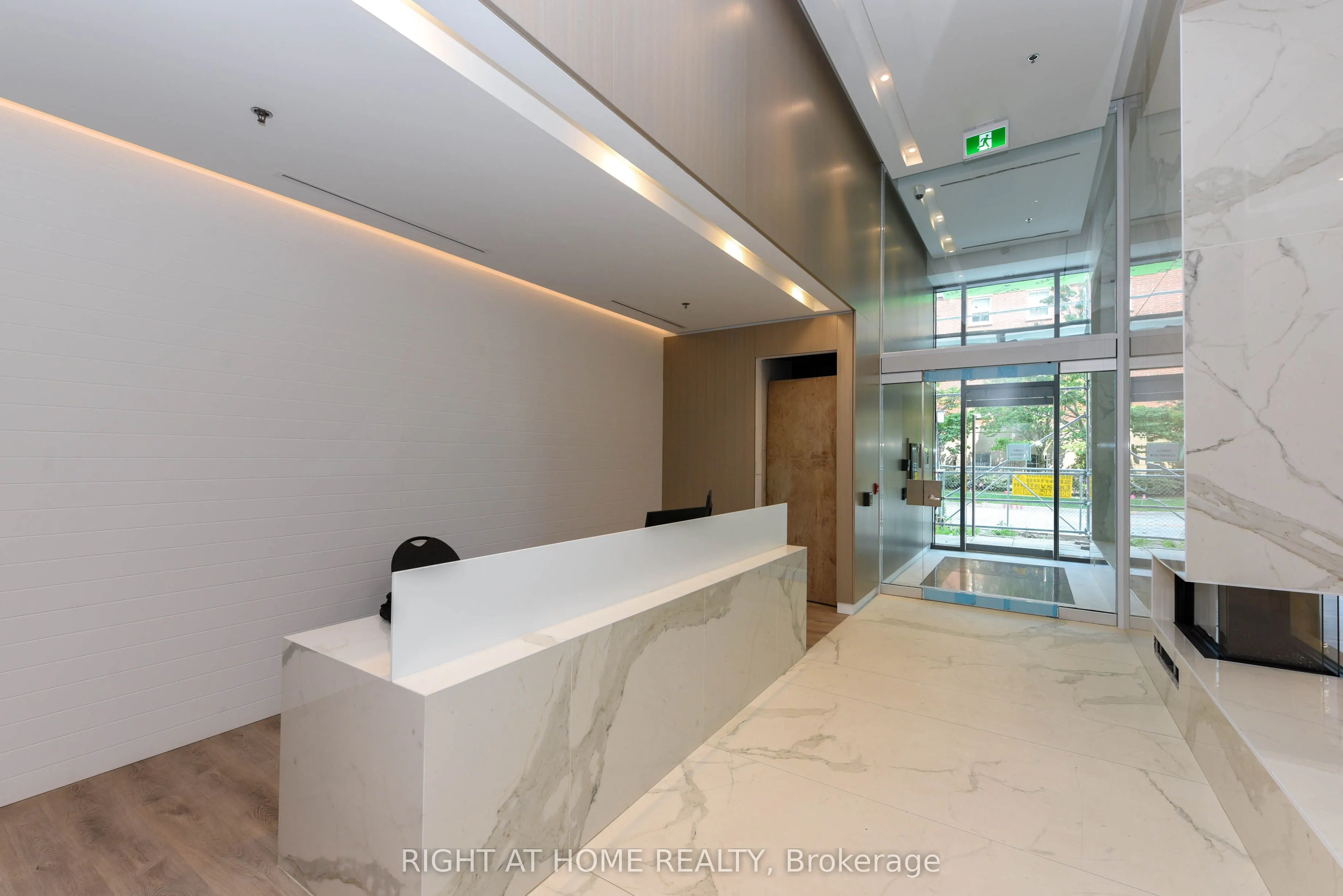 370 MARTHA Street, #2008