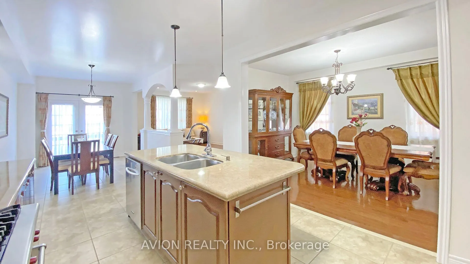 5173 Churchill Meadows Boulevard