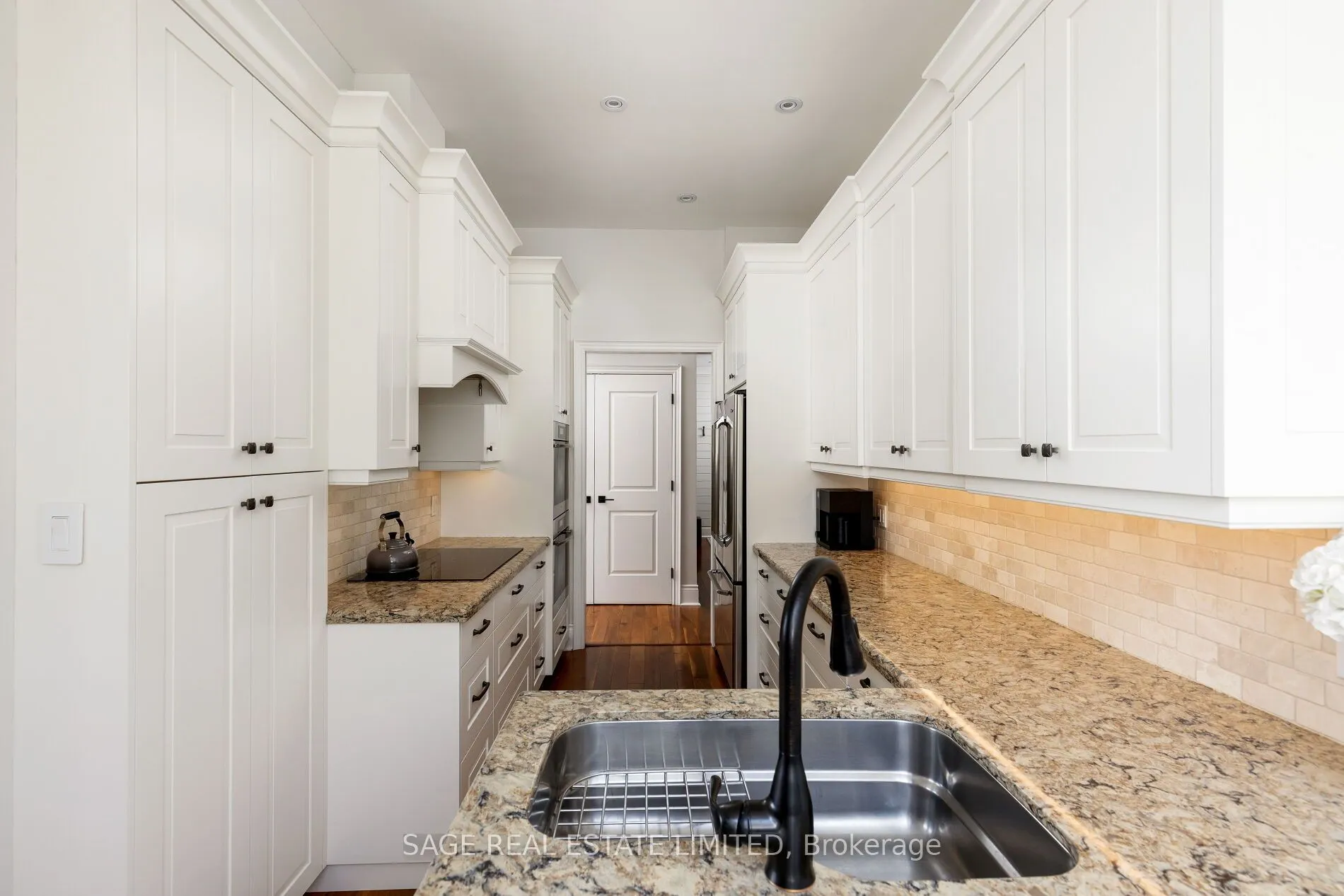 25 Earlington Avenue, #PH613
