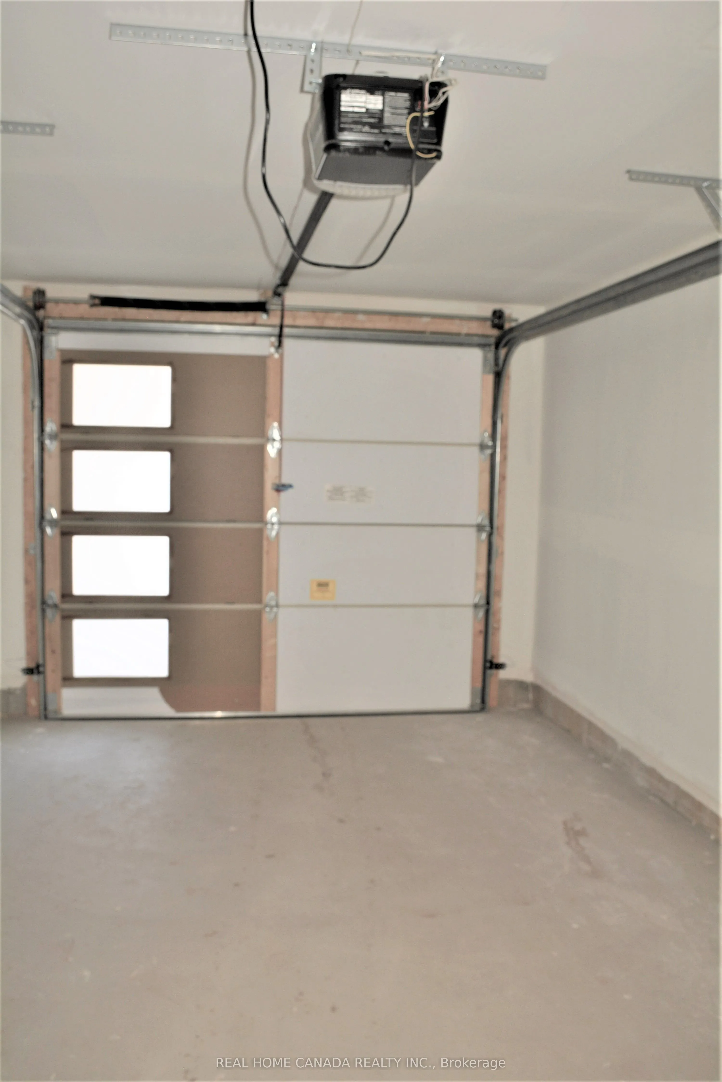 2452 Belt Lane