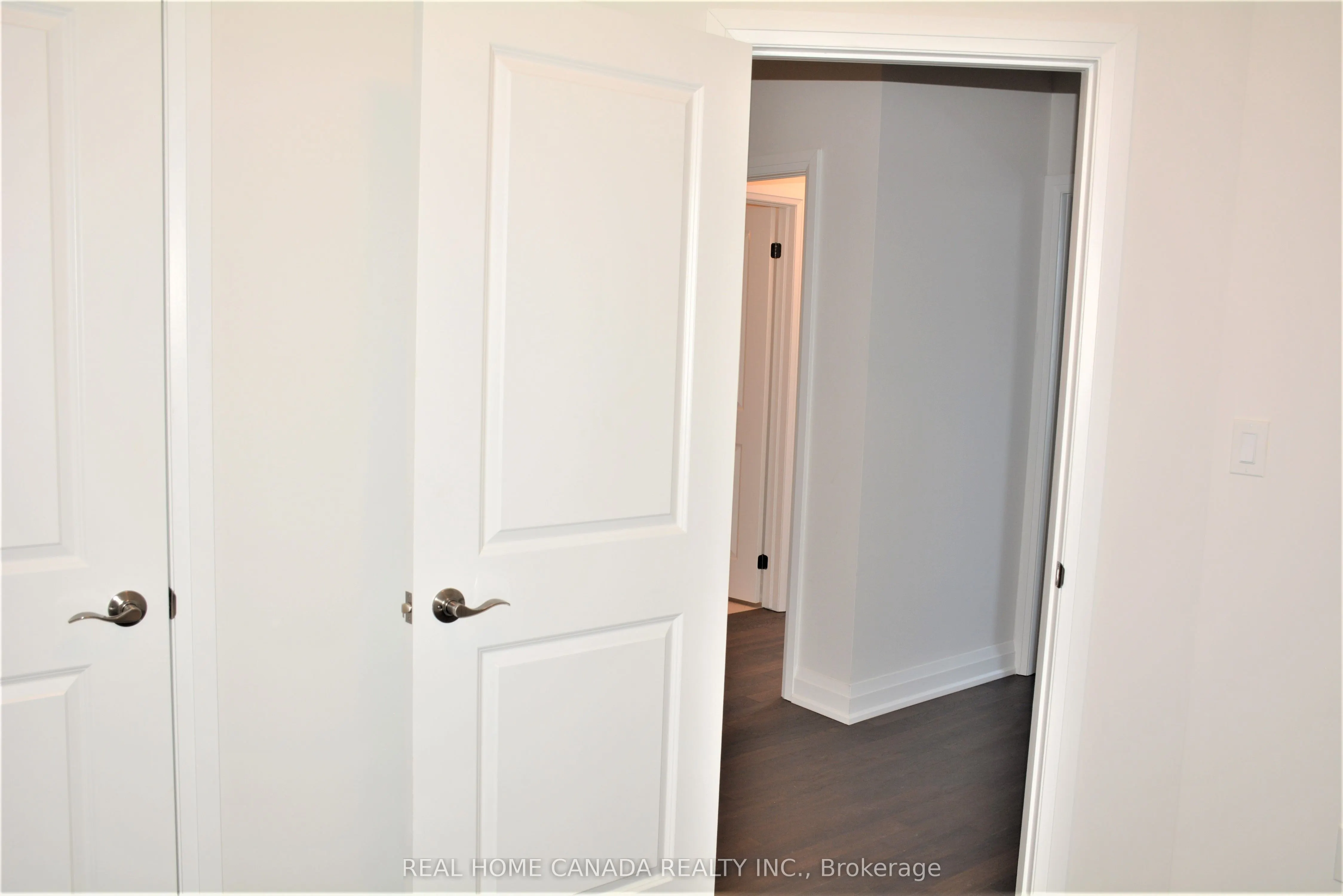 2452 Belt Lane