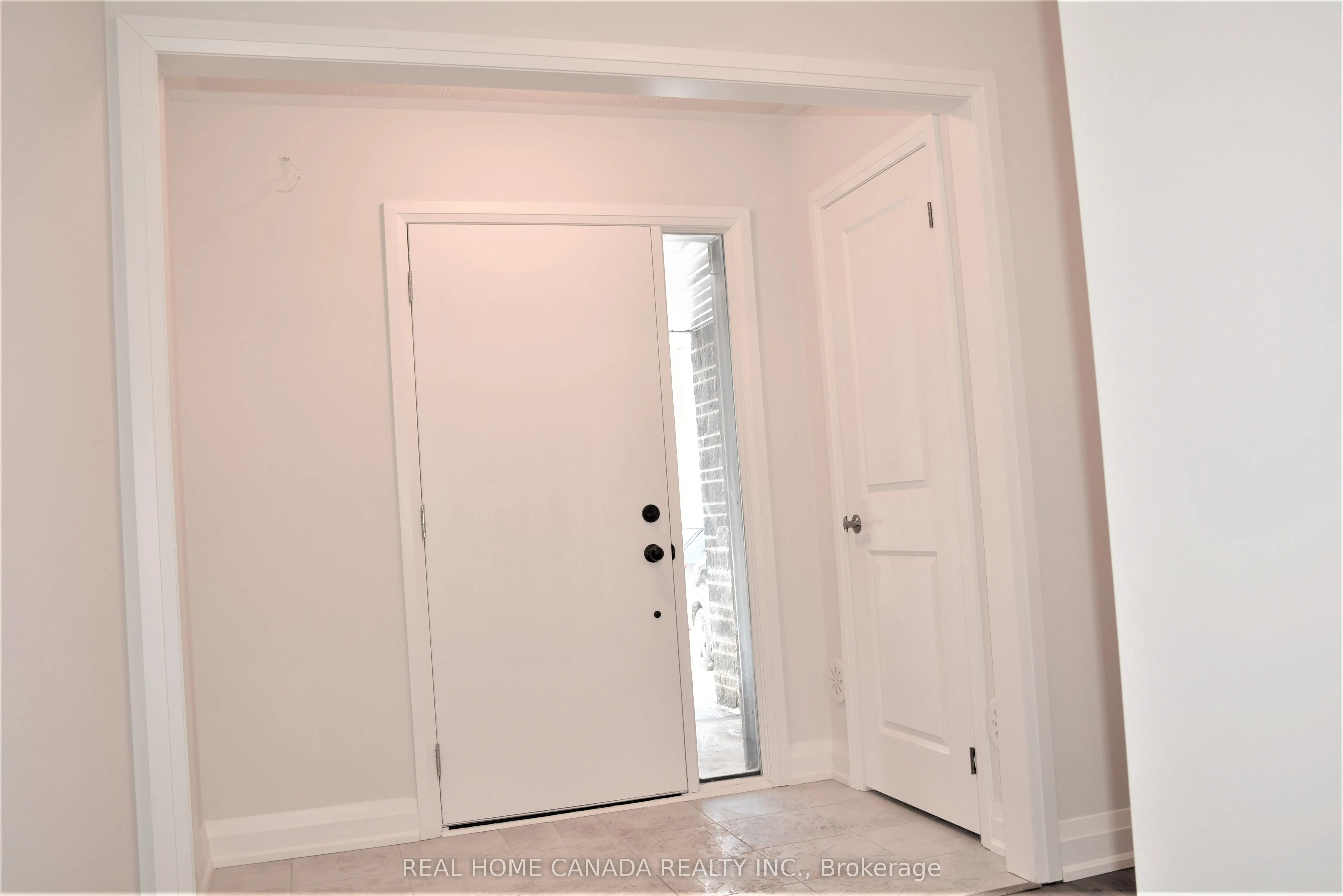 2452 Belt Lane