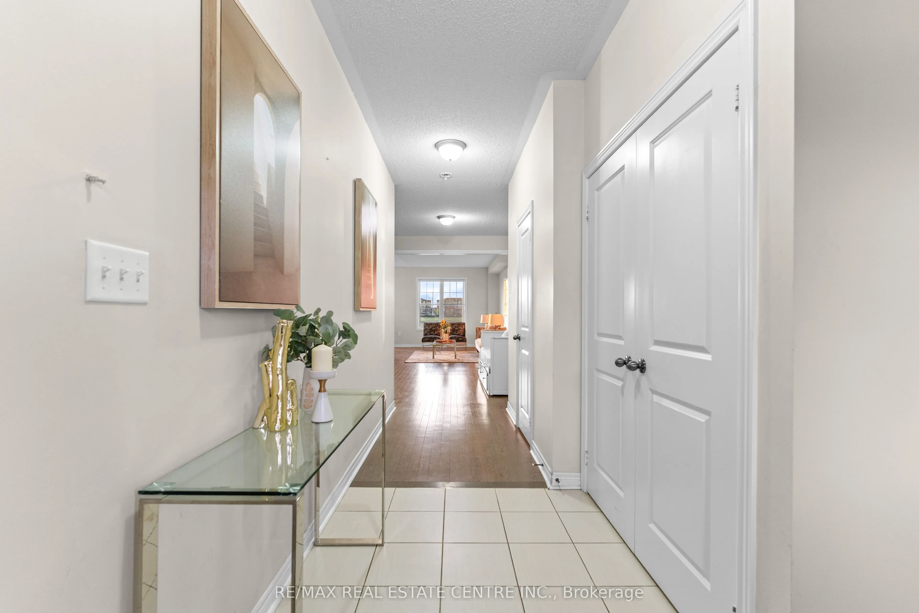 18 Hogan Manor Drive