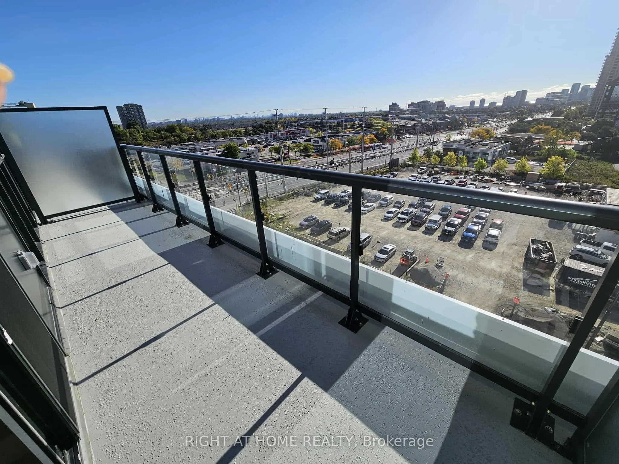 15 Watergarden Drive, #607