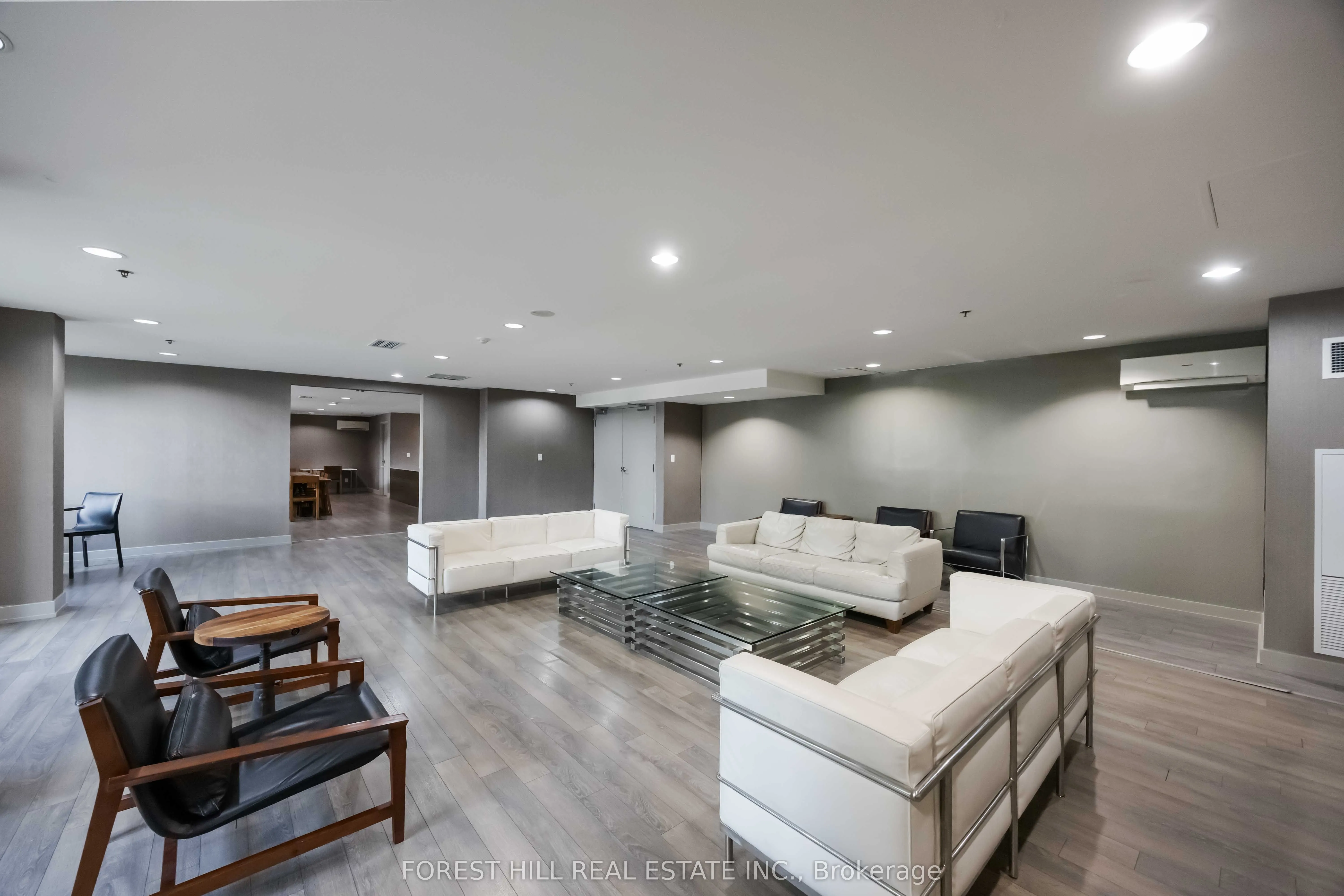816 Lansdowne Avenue, #623